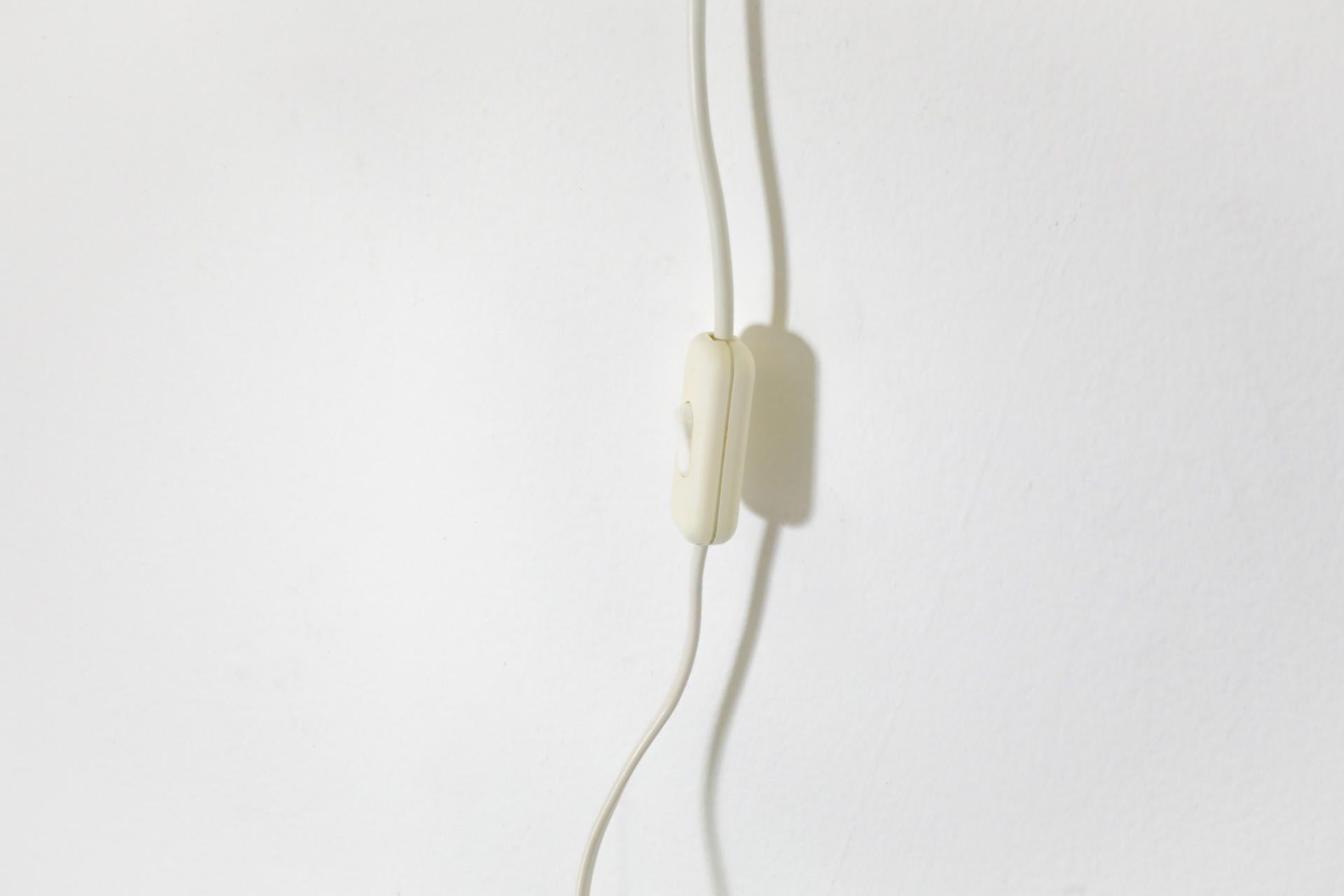 1970er Jahre Weißer Spot Light Sconce Hergestellt von Gepo, Niederlande 2