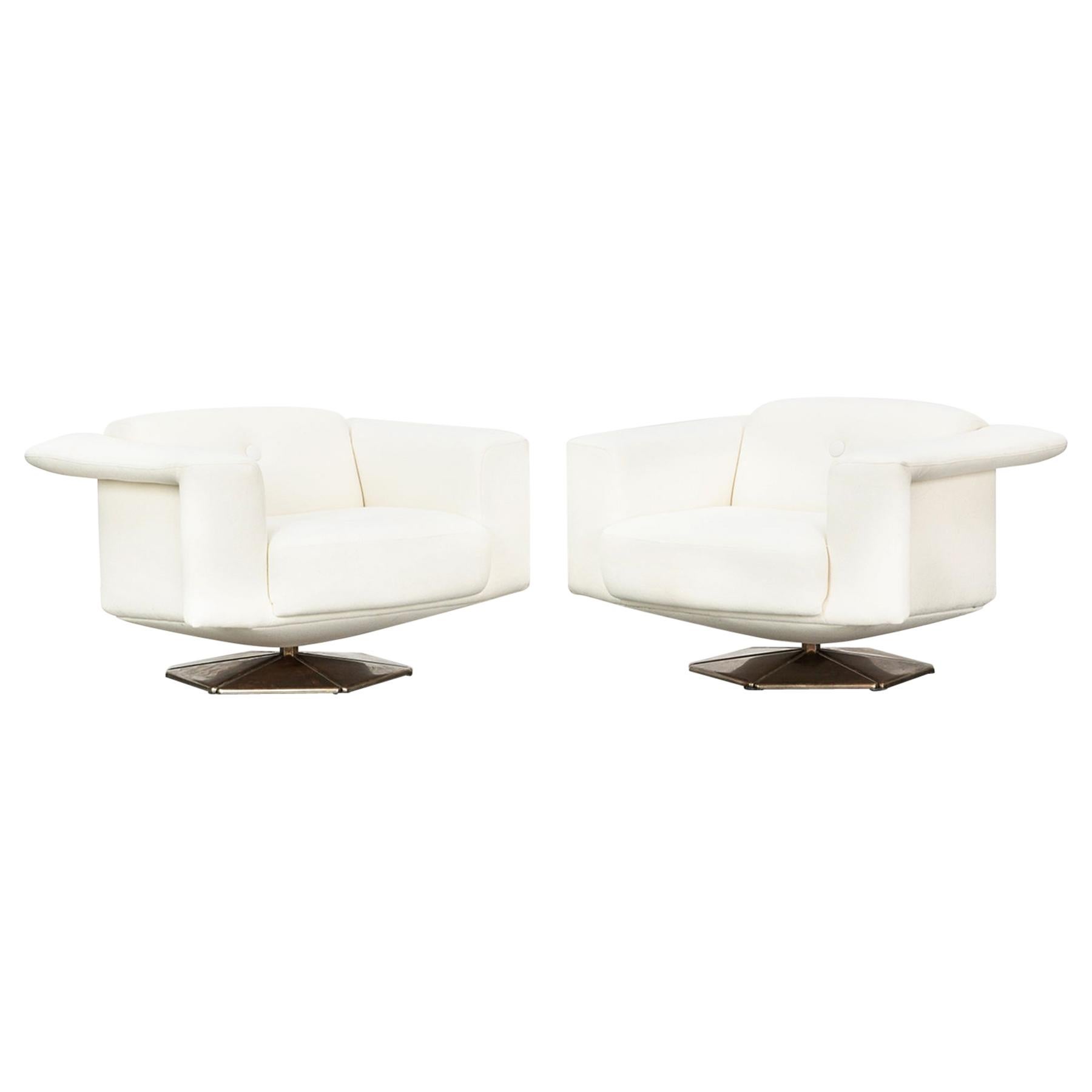 1970s White Upholstery on Zinc Base Lounge Chairs by Voitto Happalainen For Sale