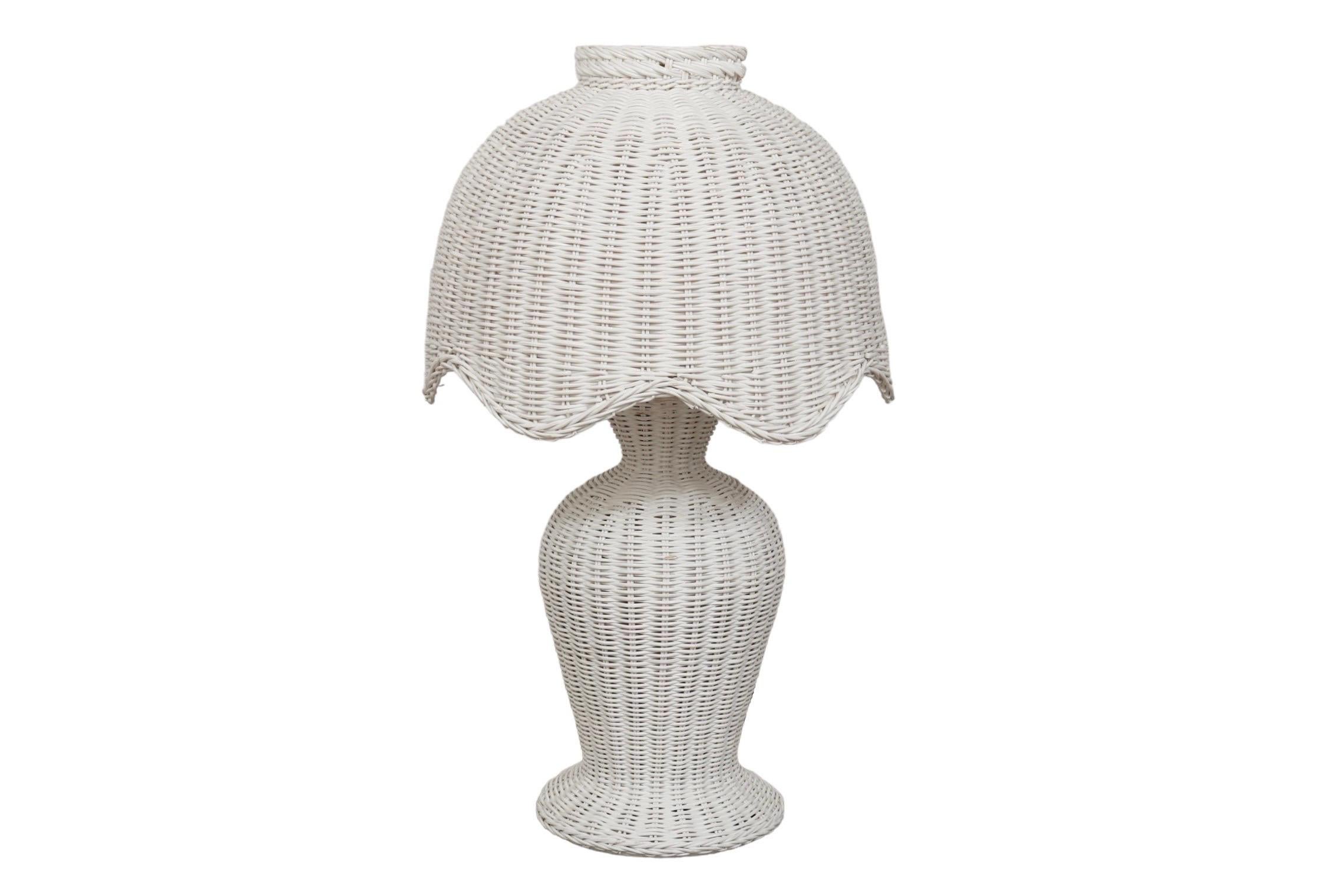 1970’s White Wicker Scalloped Table Lamp For Sale 1