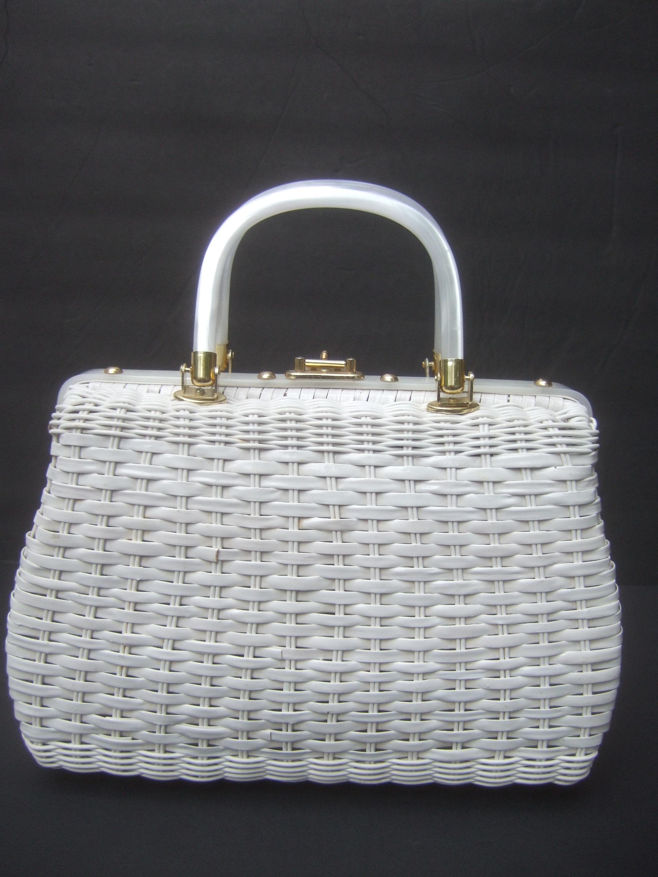 1970s White Wicker Sea Life Coastal Handbag  1