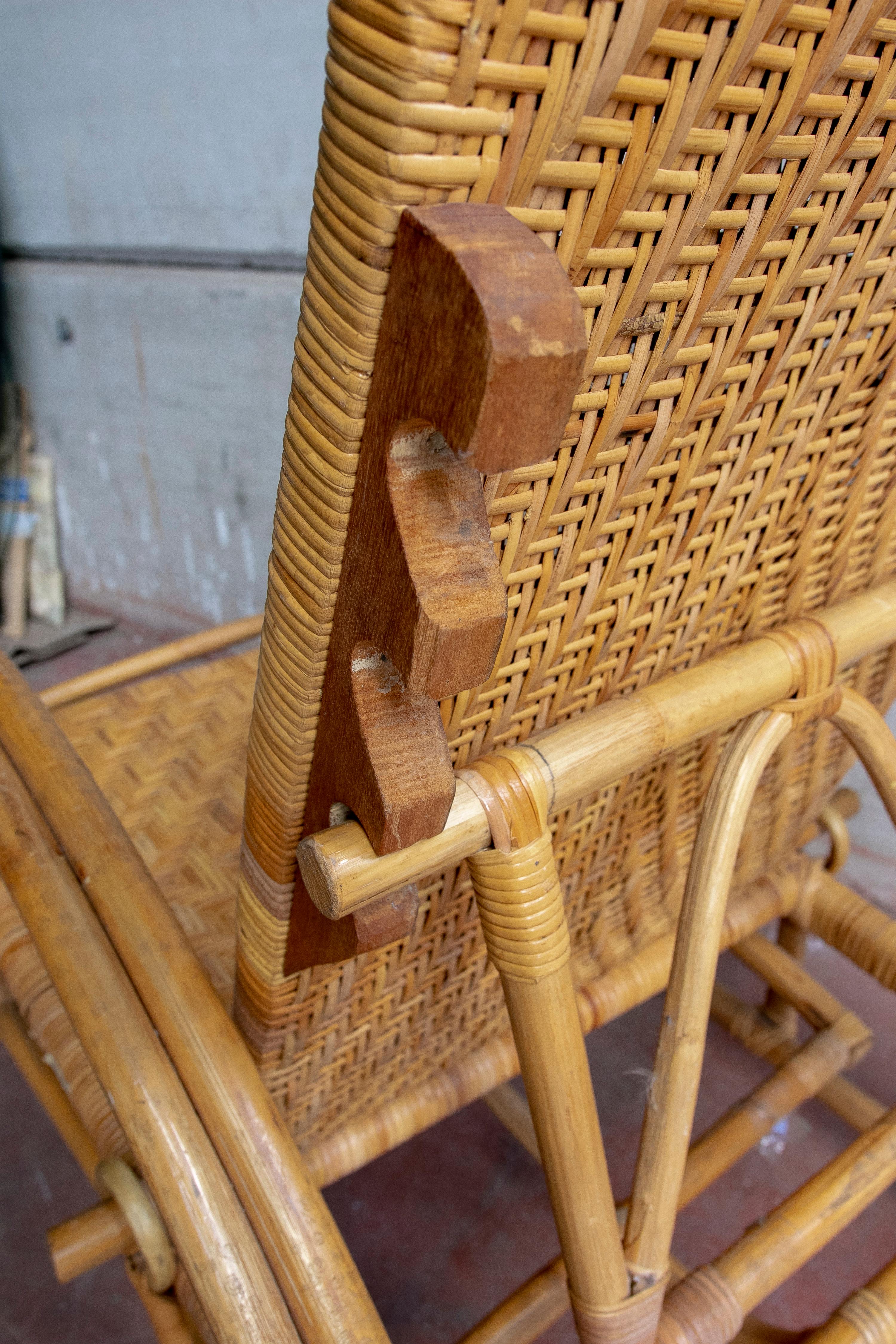 1970s Wicker and Bamboo Armchair with Adjustable Backrest and Footrest For Sale 11