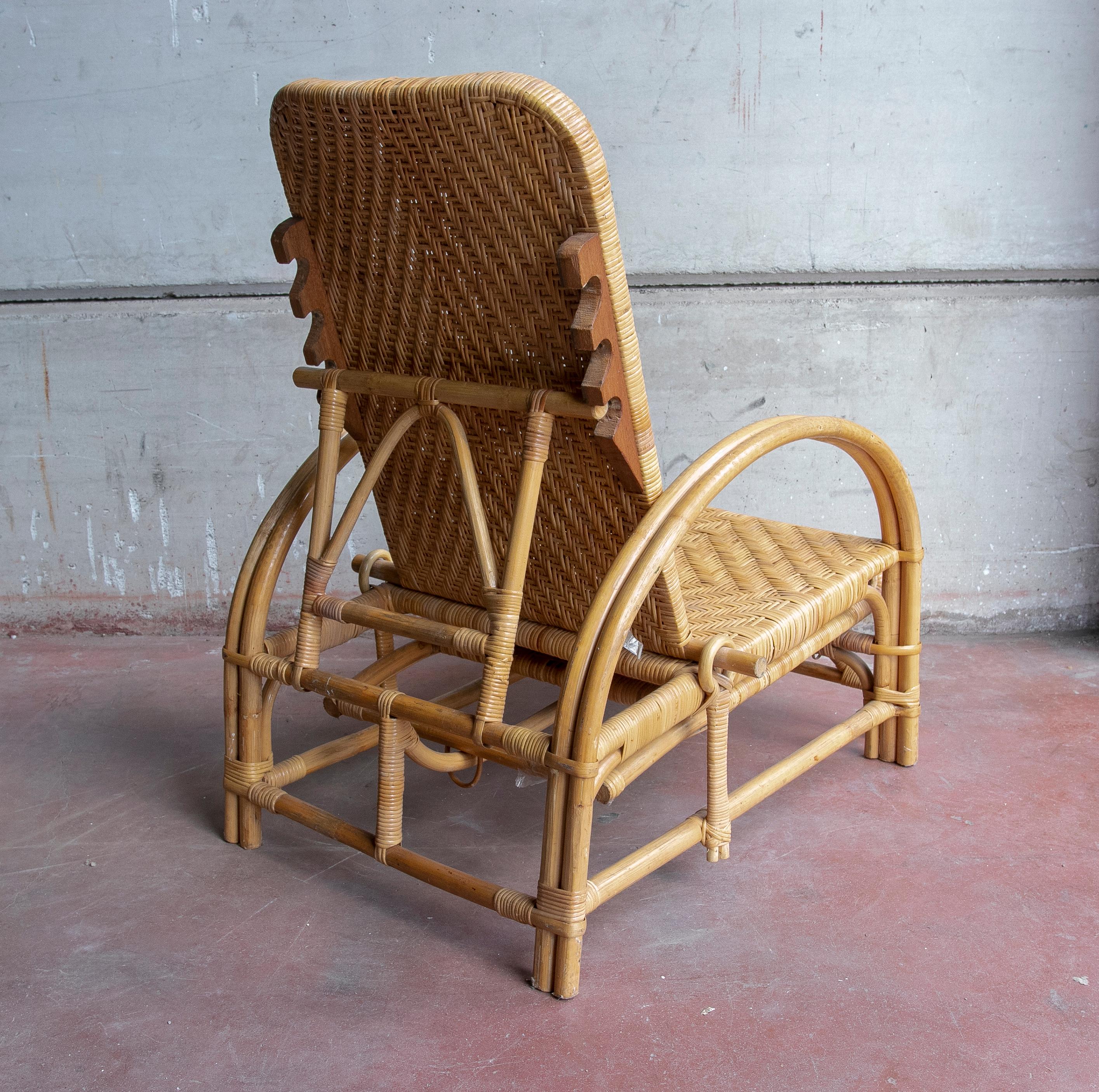 1970s Wicker and Bamboo Armchair with Adjustable Backrest and Footrest For Sale 1