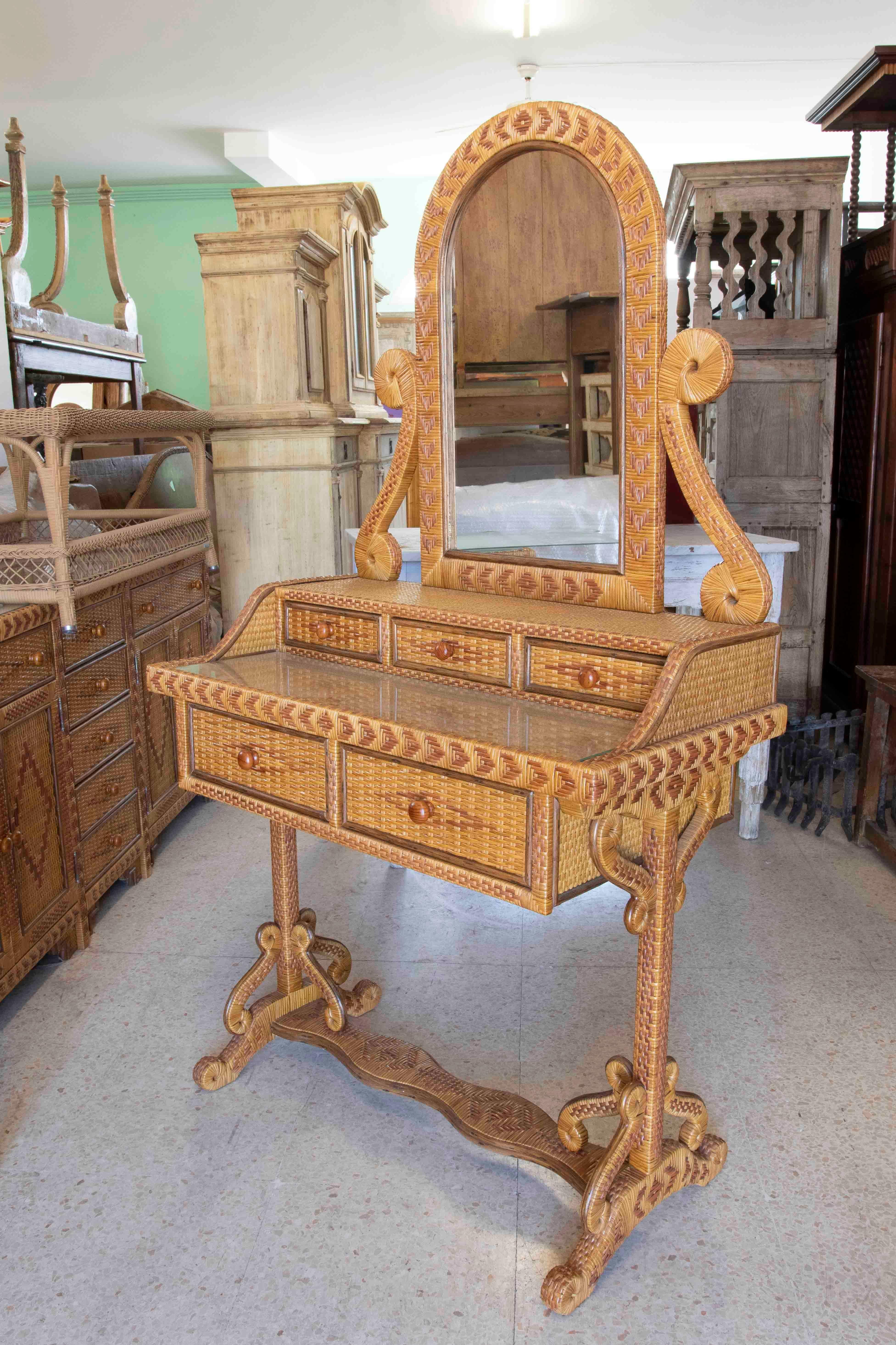 Spanish 1970s Wicker and Wooden Dressing Table with Drawers and Mirrors  For Sale