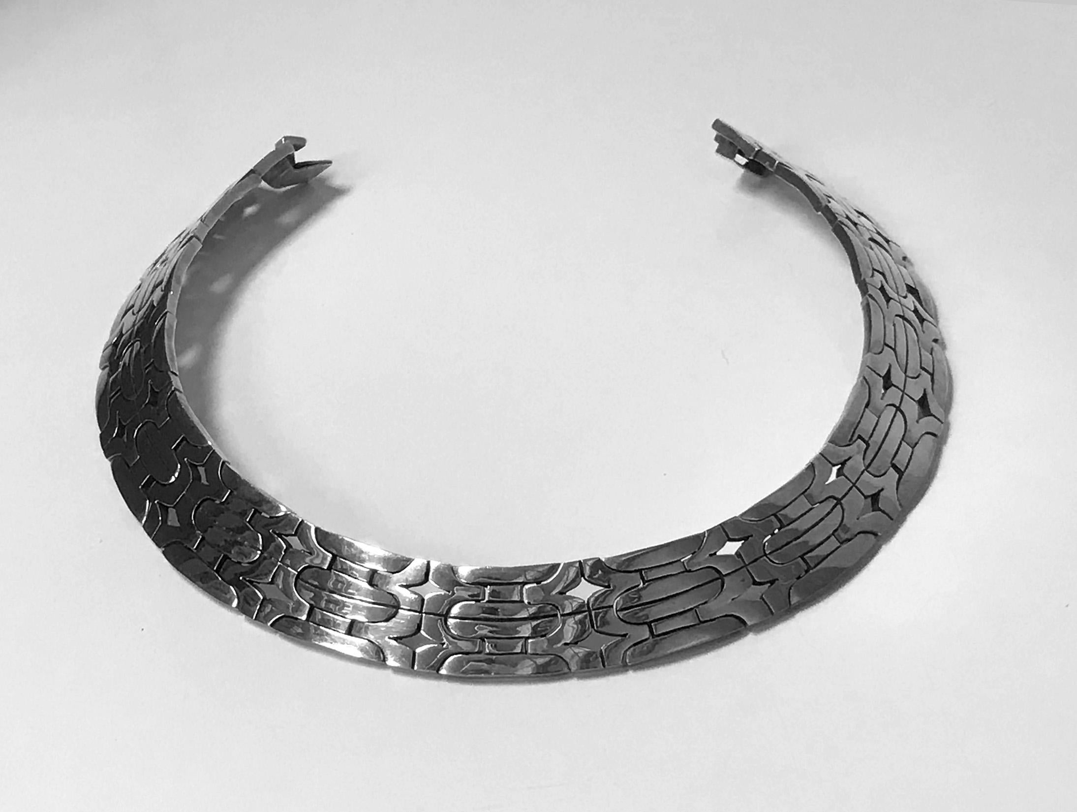 Women's or Men's 1970s Wide and Heavy Handmade Mexican Sterling Necklace