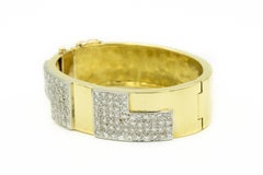 1970s Wide Geometric Pave Diamond 18 Karat Yellow Gold Bangle Bracelet