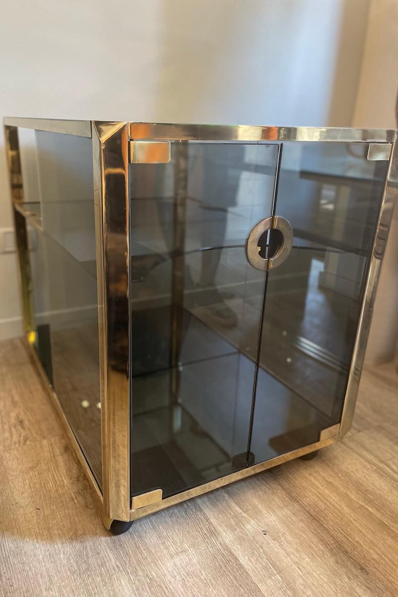 1970s Willy Rizzo Brass and Smoked Glass Bar Cart For Sale 5