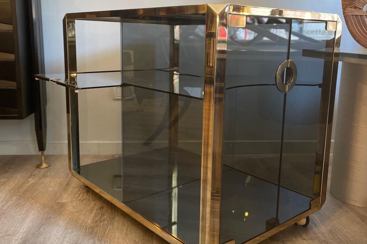 1970s Willy Rizzo Brass and Smoked Glass Bar Cart For Sale 7