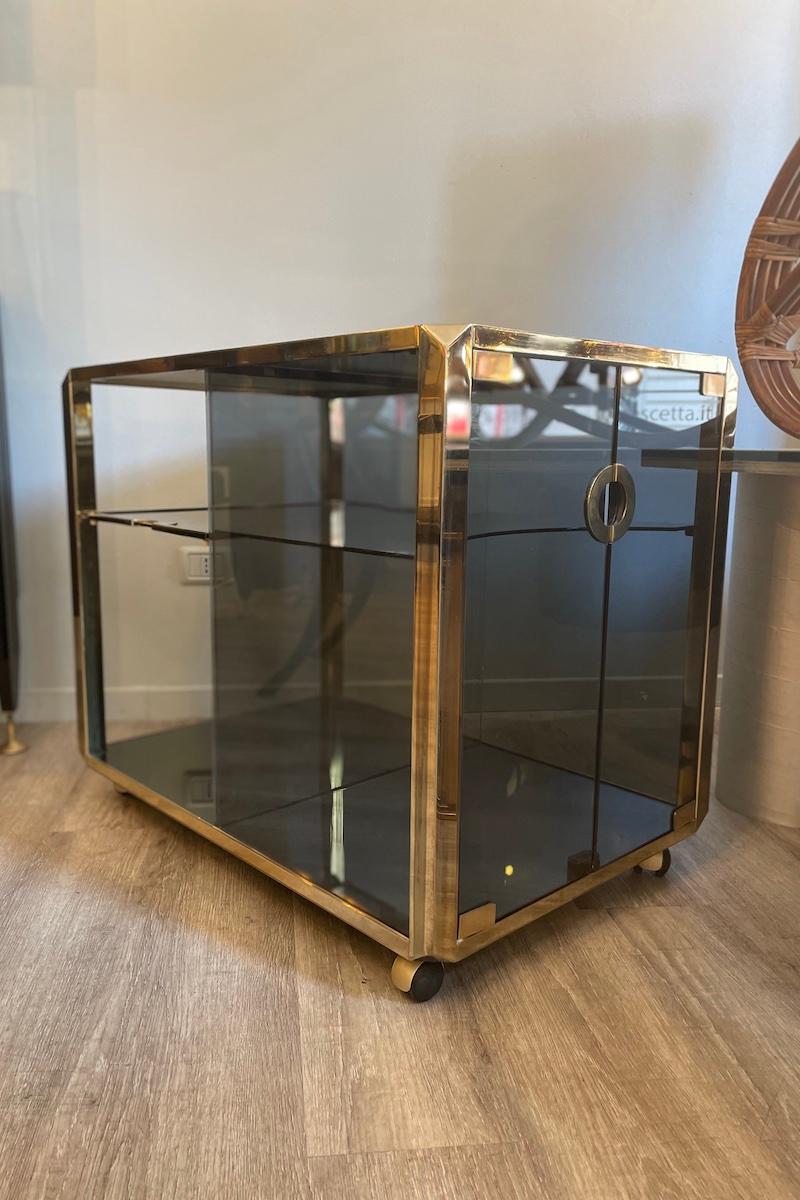 1970s Willy Rizzo Brass and Smoked Glass Bar Cart For Sale 8