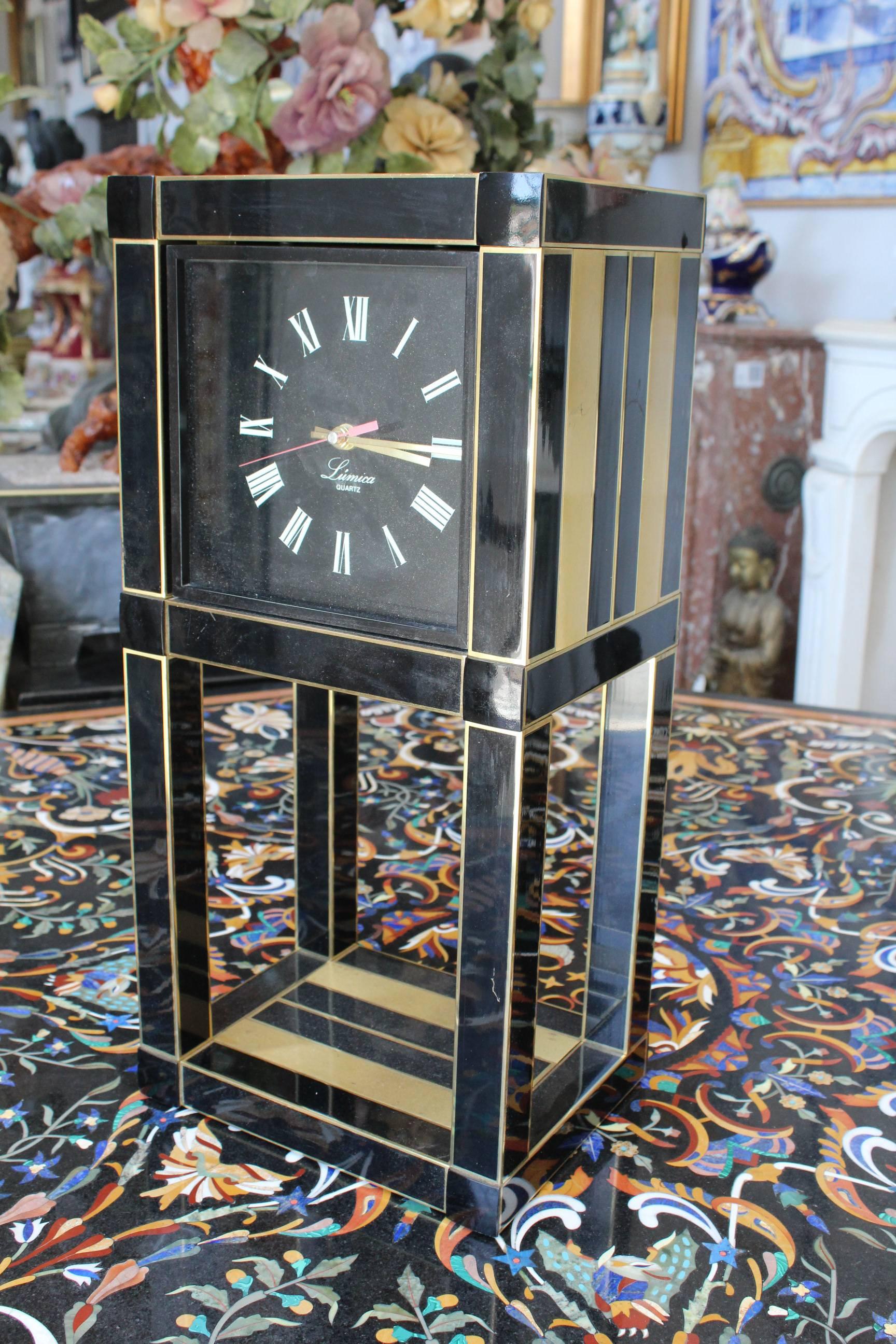 italien Horloge de table Quarz en métal laqué noir Willy Rizzo pour Lumica des années 1970 en vente