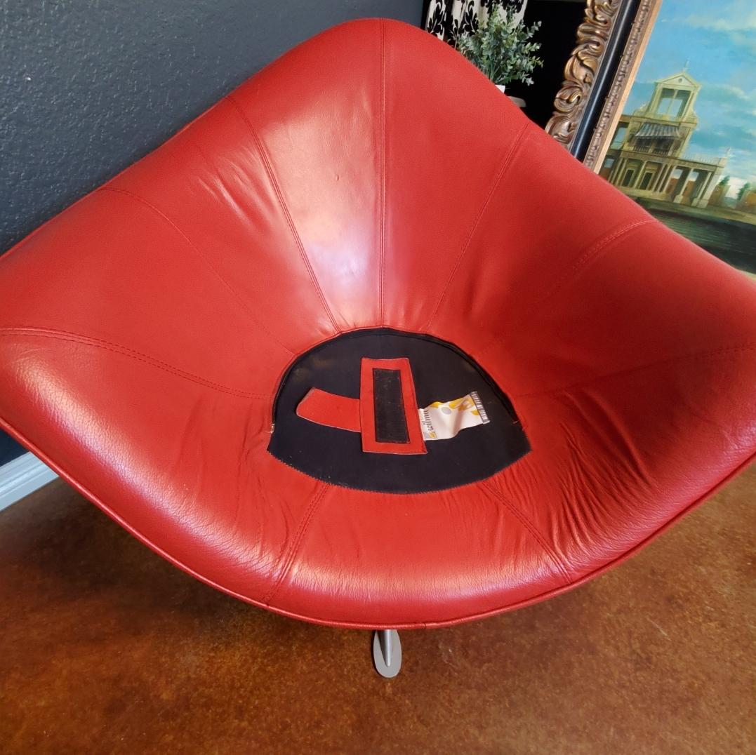 1970s Wilma Salotti Postmodern Red Leather Chair In Good Condition For Sale In Waxahachie, TX