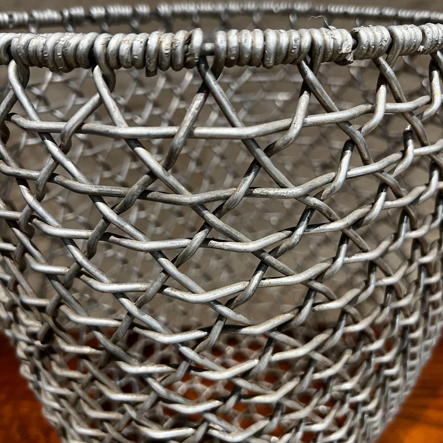 Mid-Century Modern 1970s Wire Basket Woven Aluminum Modern Waste Basket Container For Sale