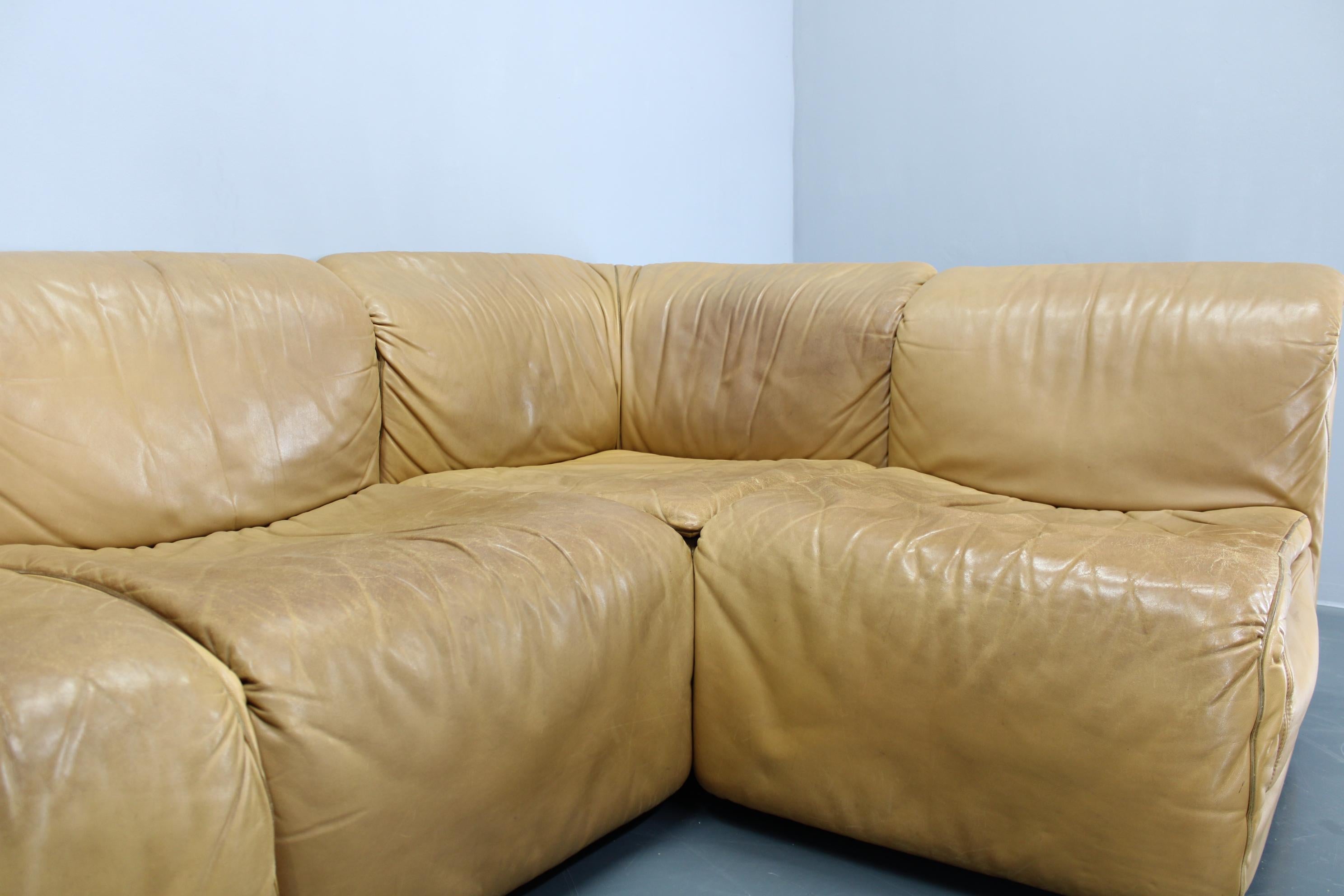 1970er Wittmann Hochbaret Leder Modular Sofa, Österreich im Angebot 2