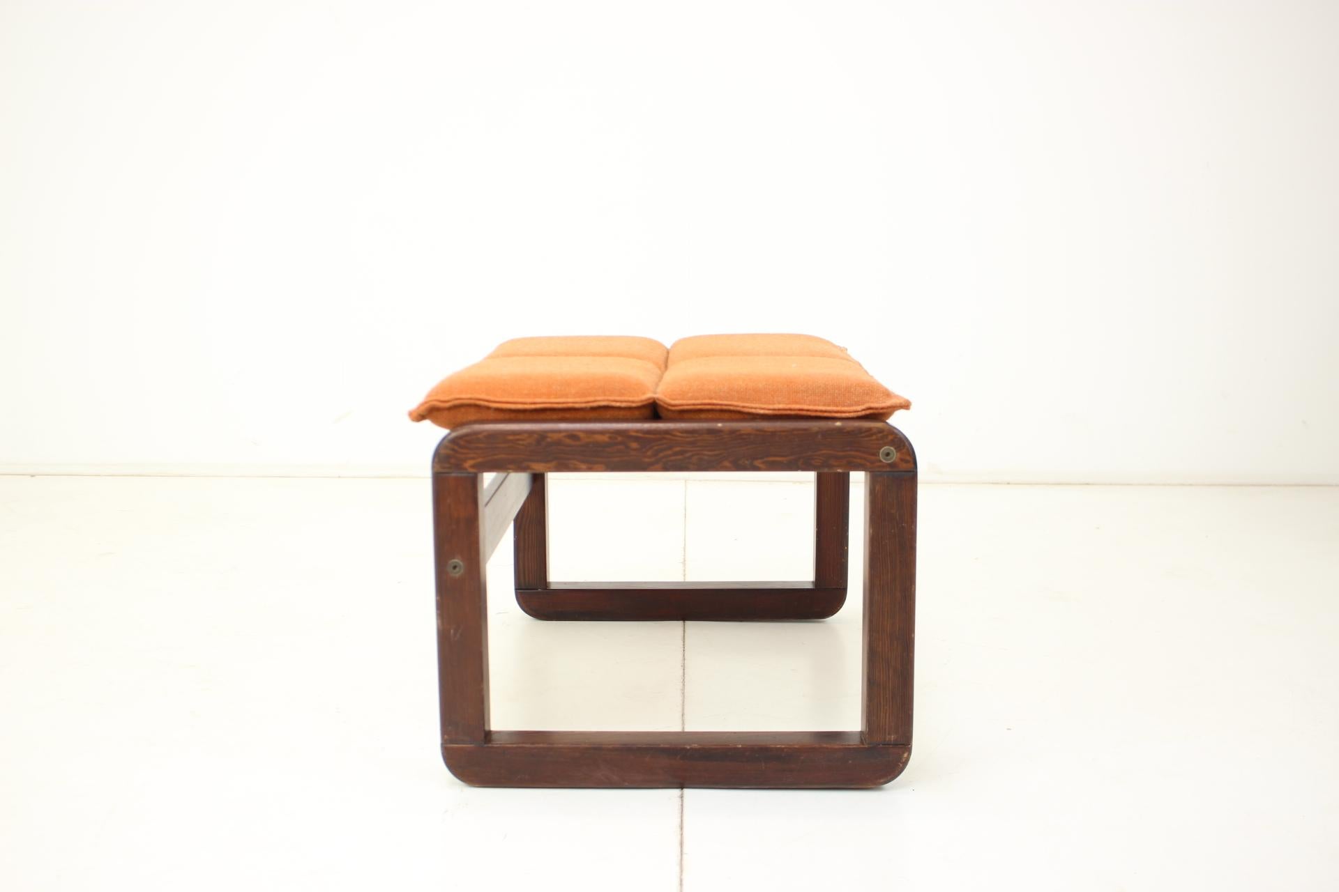 1970s Wooden and Fabric Stool or Tabouret, Czechoslovakia In Good Condition For Sale In Praha, CZ
