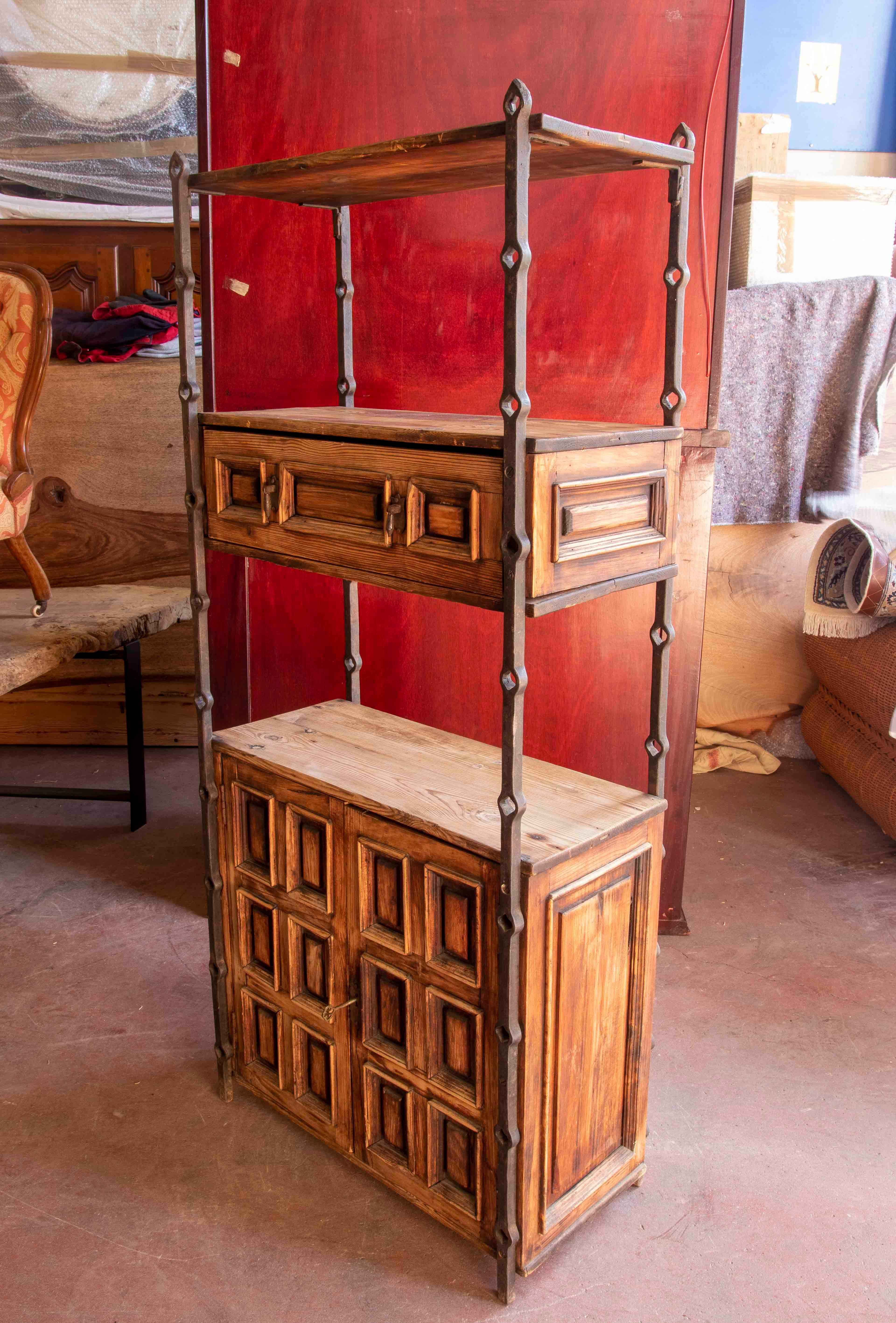 1970s Wooden Bookshelf with Paneling and Iron Decoration  In Good Condition For Sale In Marbella, ES