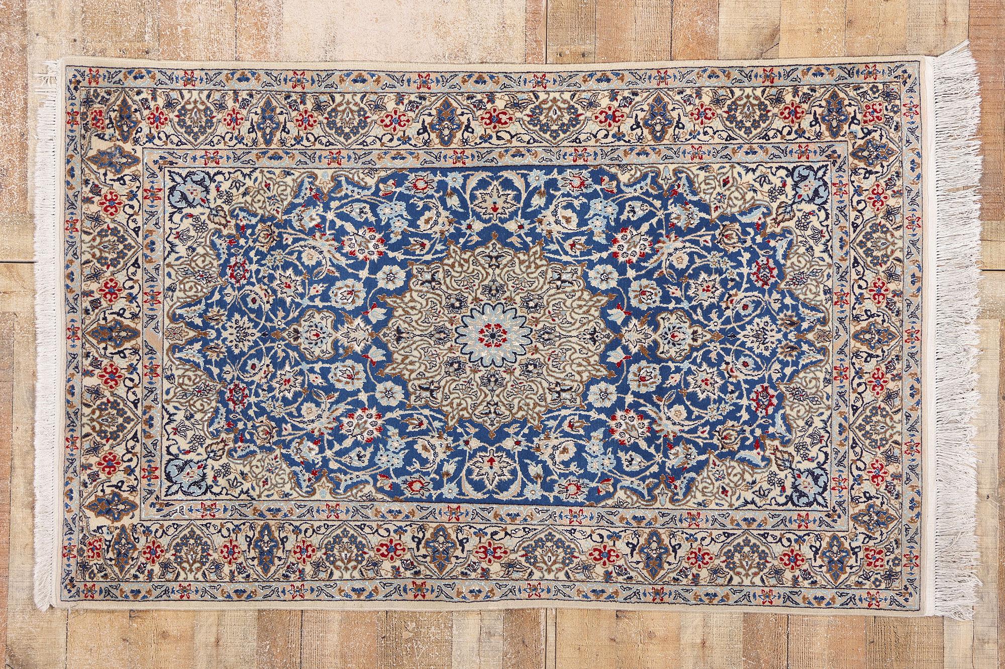 1970's Wool and Silk Ivory & Blue Persian Nain Carpet with Modern Style For Sale 3