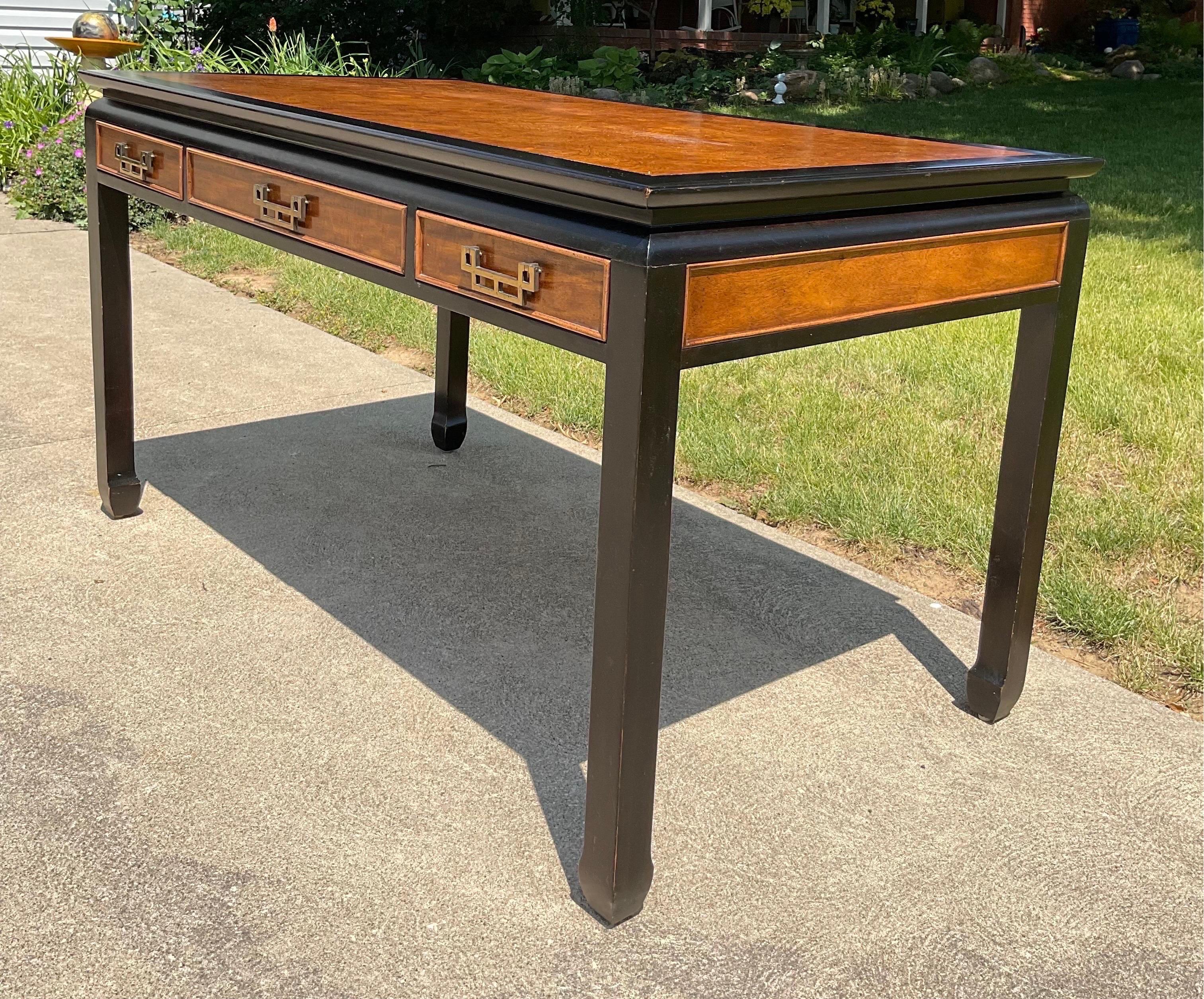 North American 1970s Writing Desk From Century Furniture’s Chin Hua Collection by Raymond Sobot