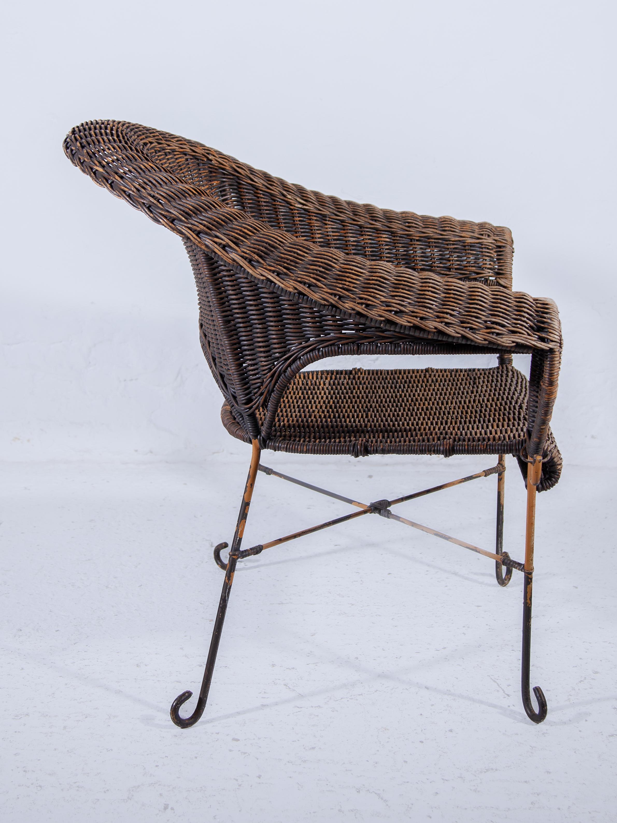 Francese Sedia Wicker Works in ferro battuto degli anni '70 in vendita