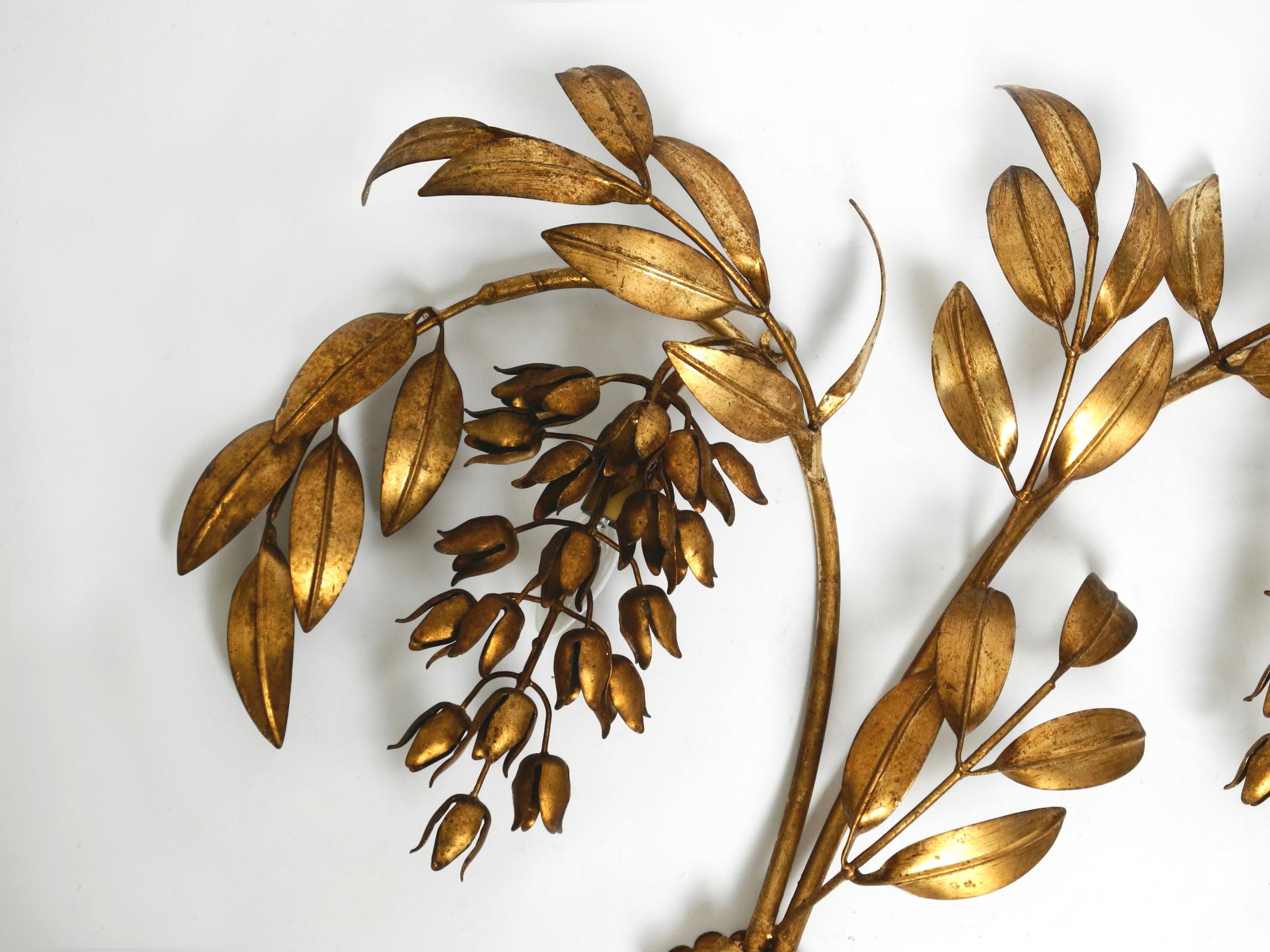 1970s XL wall lamp Modell Wisteria by Hans Kögl gilded metal  For Sale 5