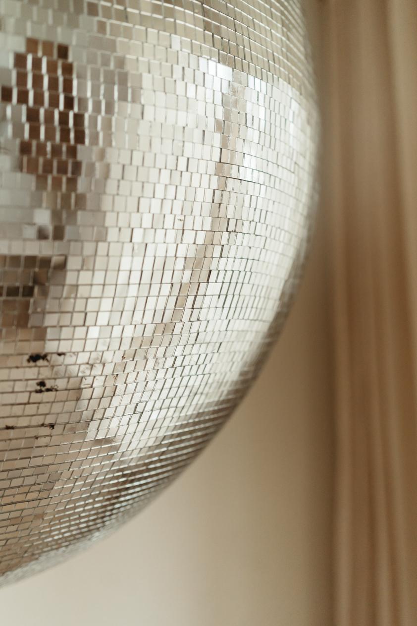 1970s XXL Disco Ball In Good Condition In Brecht, BE
