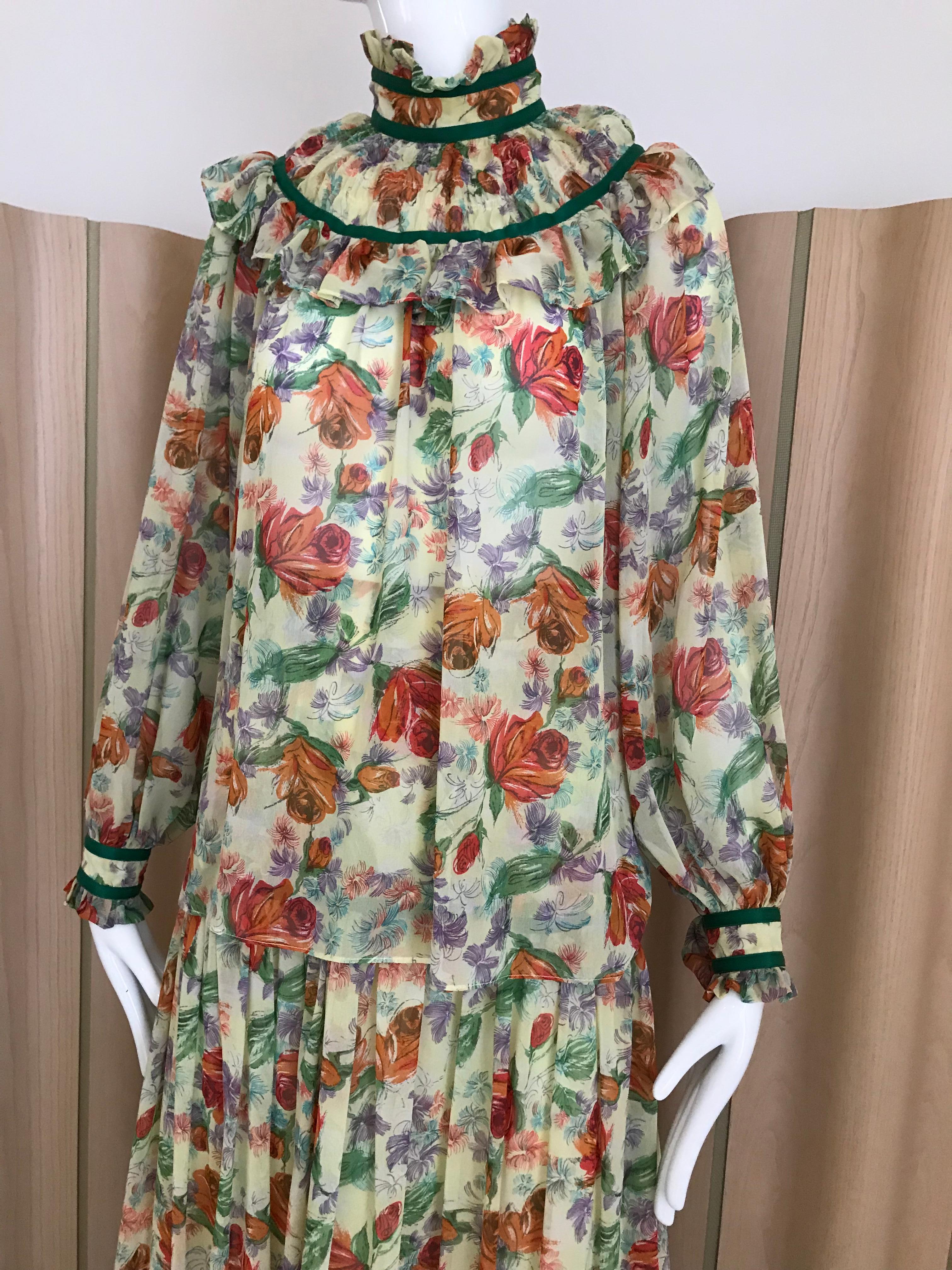  1970s Yellow and Green Floral Print Blouse and Skirt Set  1