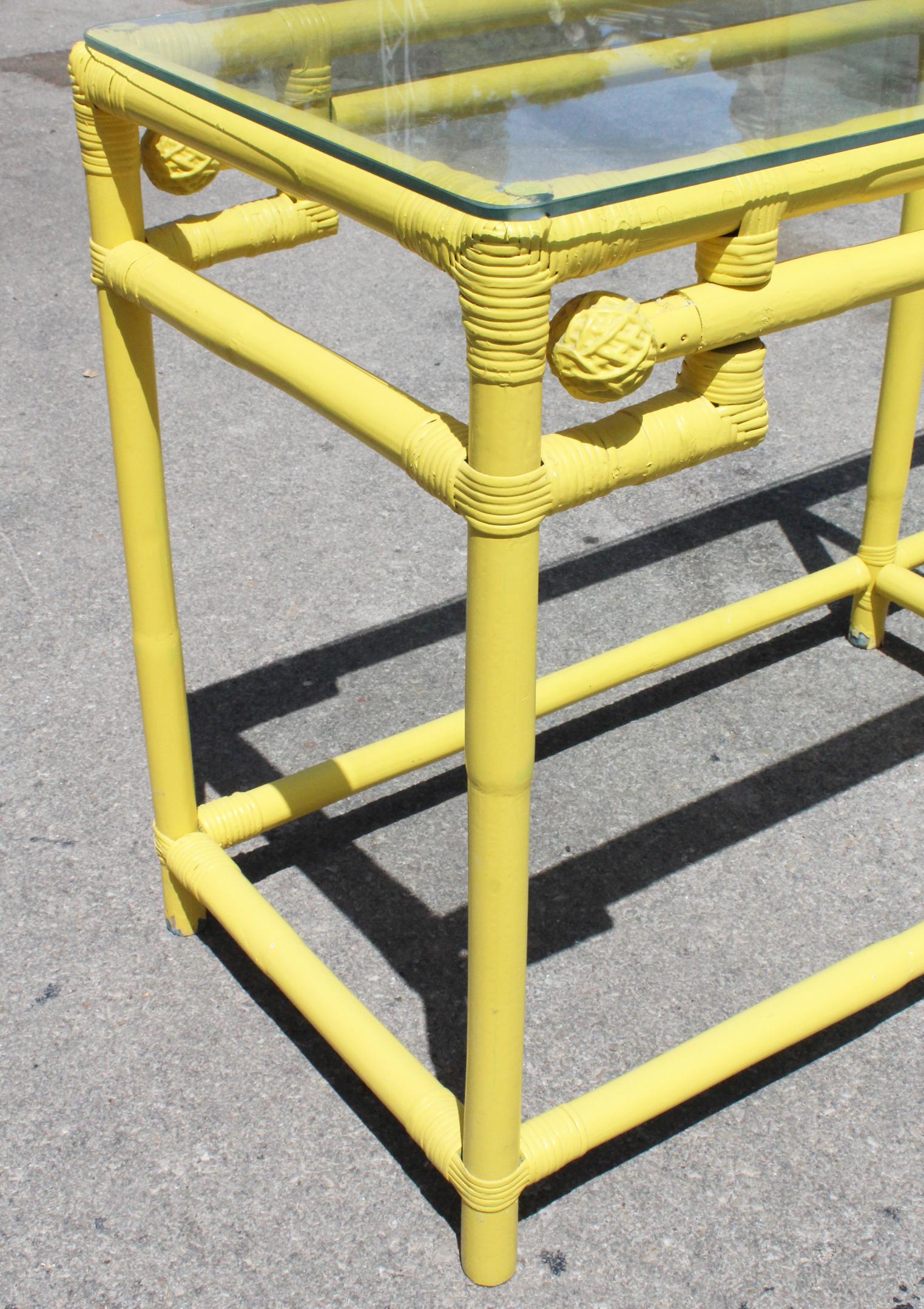 1970s Yellow Bamboo Console Table with Glass Top In Good Condition For Sale In Marbella, ES