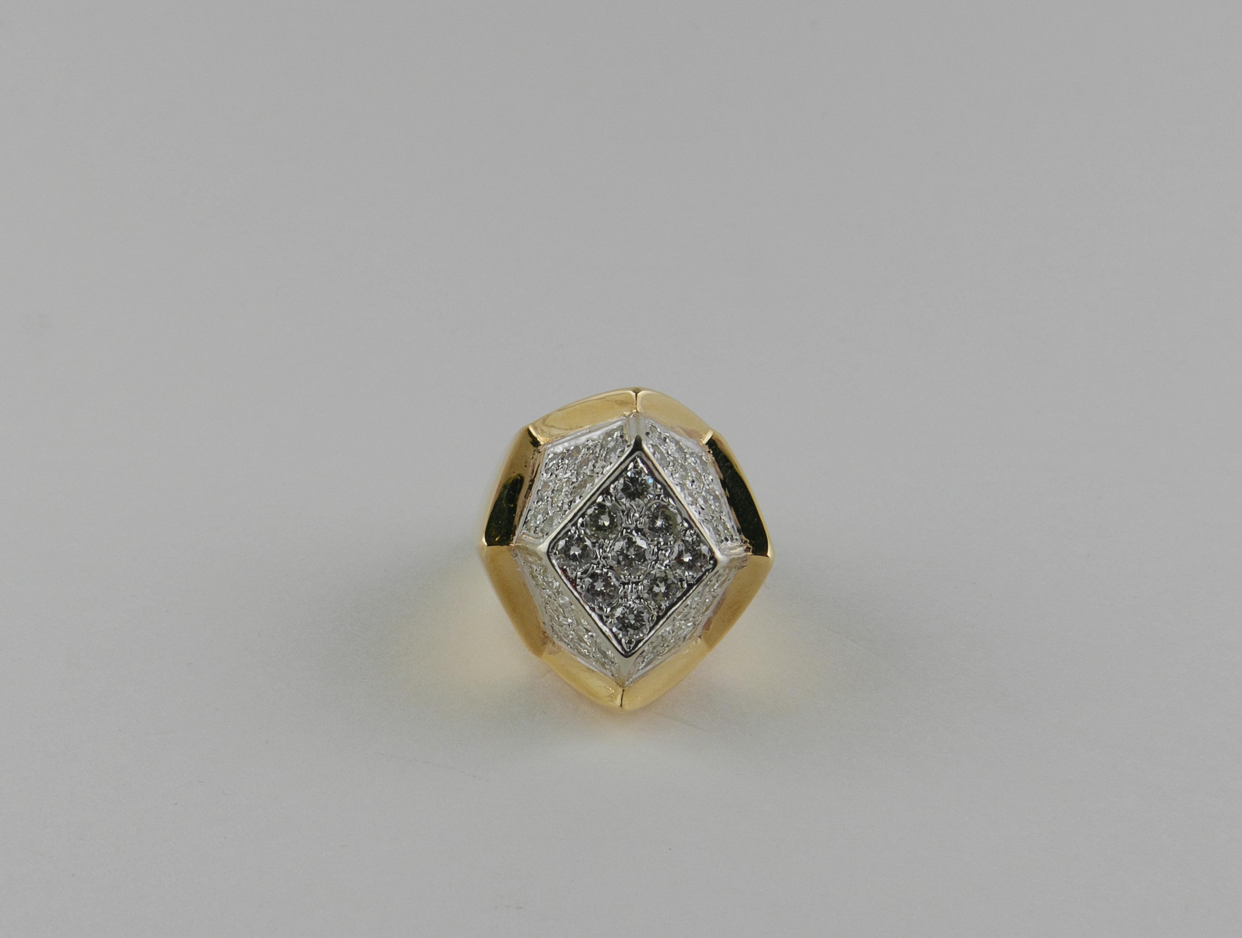 Brilliant Cut 1970s Yellow Gold and Diamond geometric Ring For Sale
