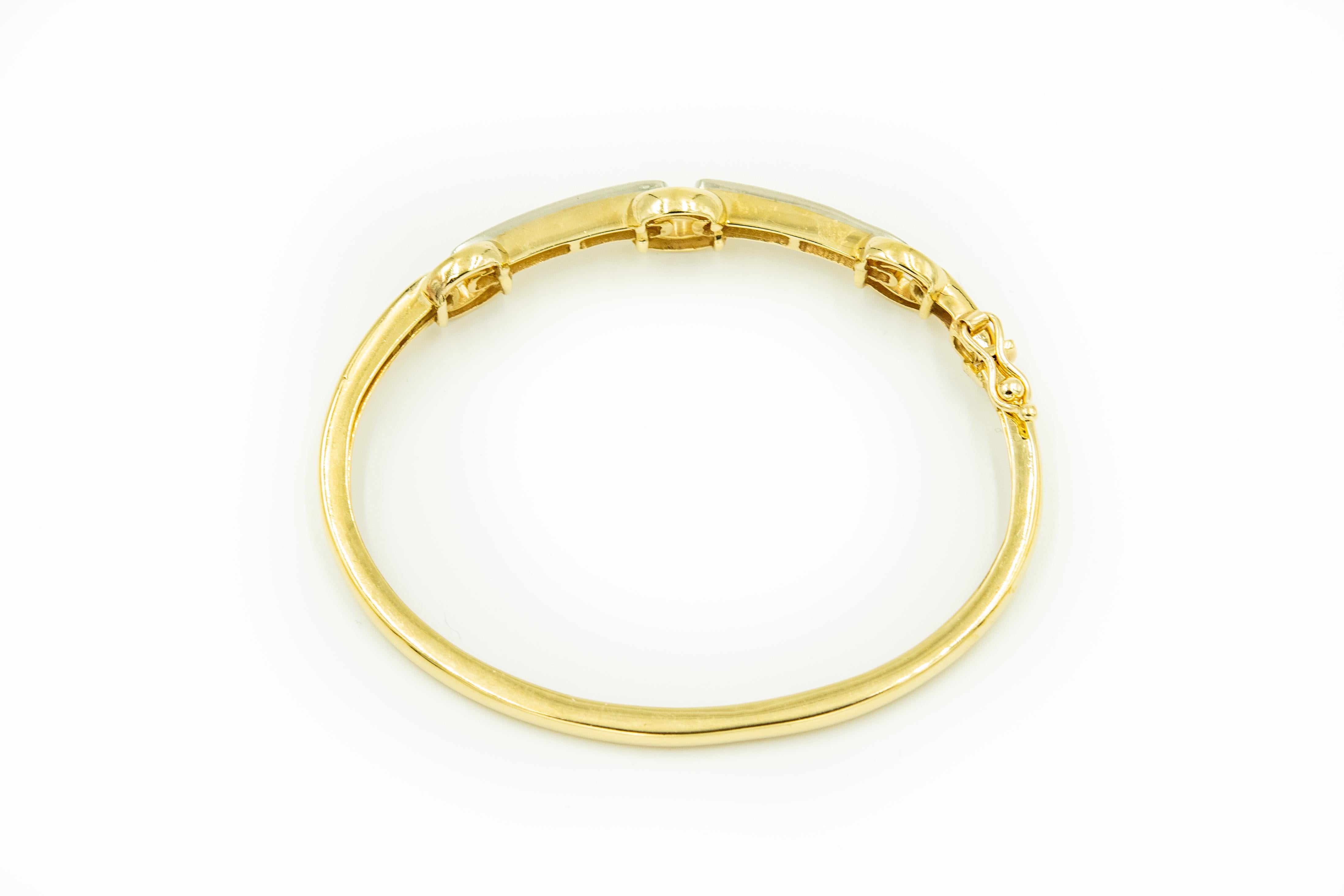 Women's 1970s Yellow Gold Circle and Diamond Bar Bangle Bracelet