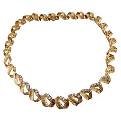 1970er Gelbgold Diamant-Drehmotiv-Halskette