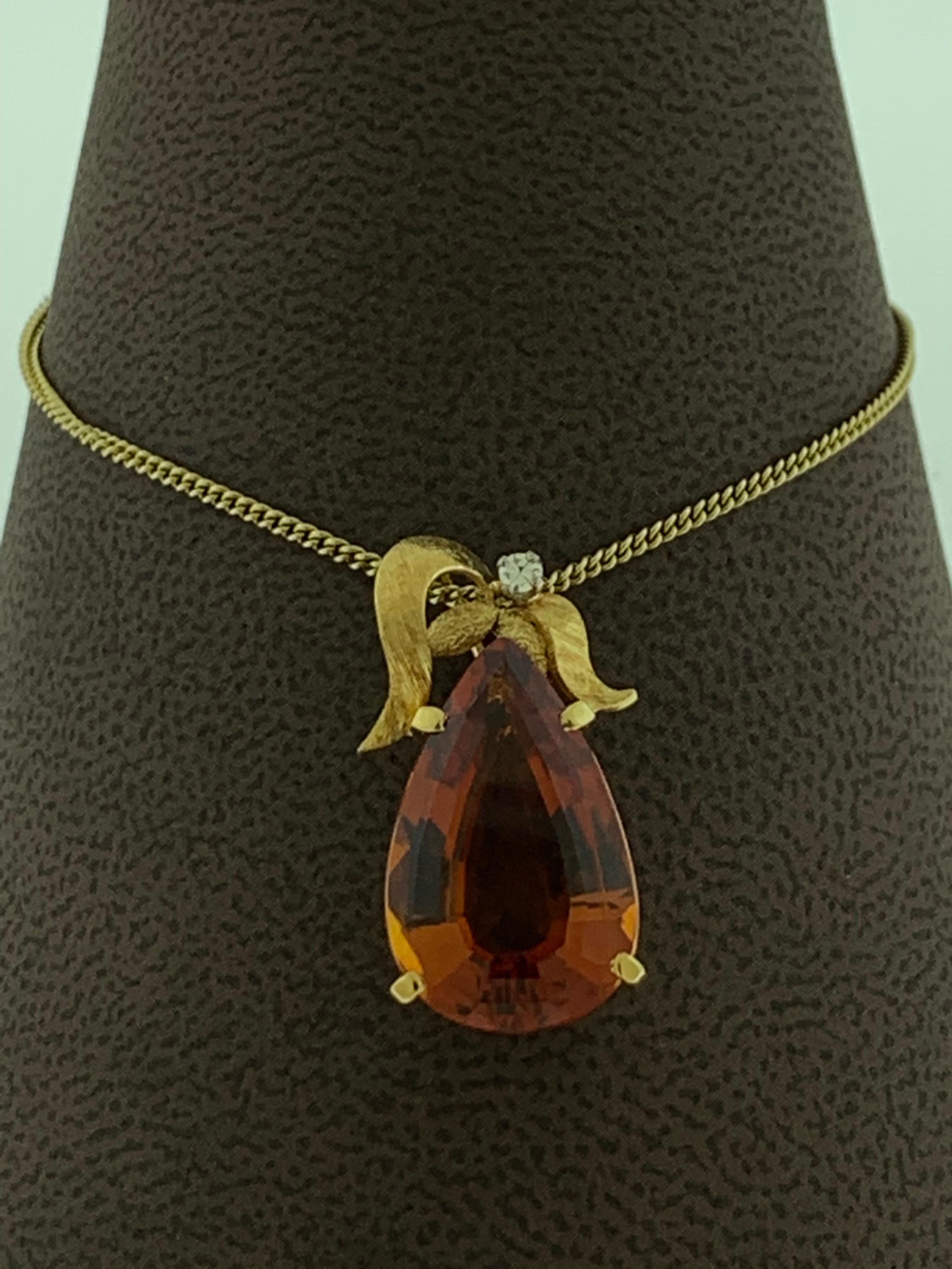 Pear Cut 1970s Yellow Gold and Imperial Topaz Pendant Necklace by H Stern 18 Karat Gold