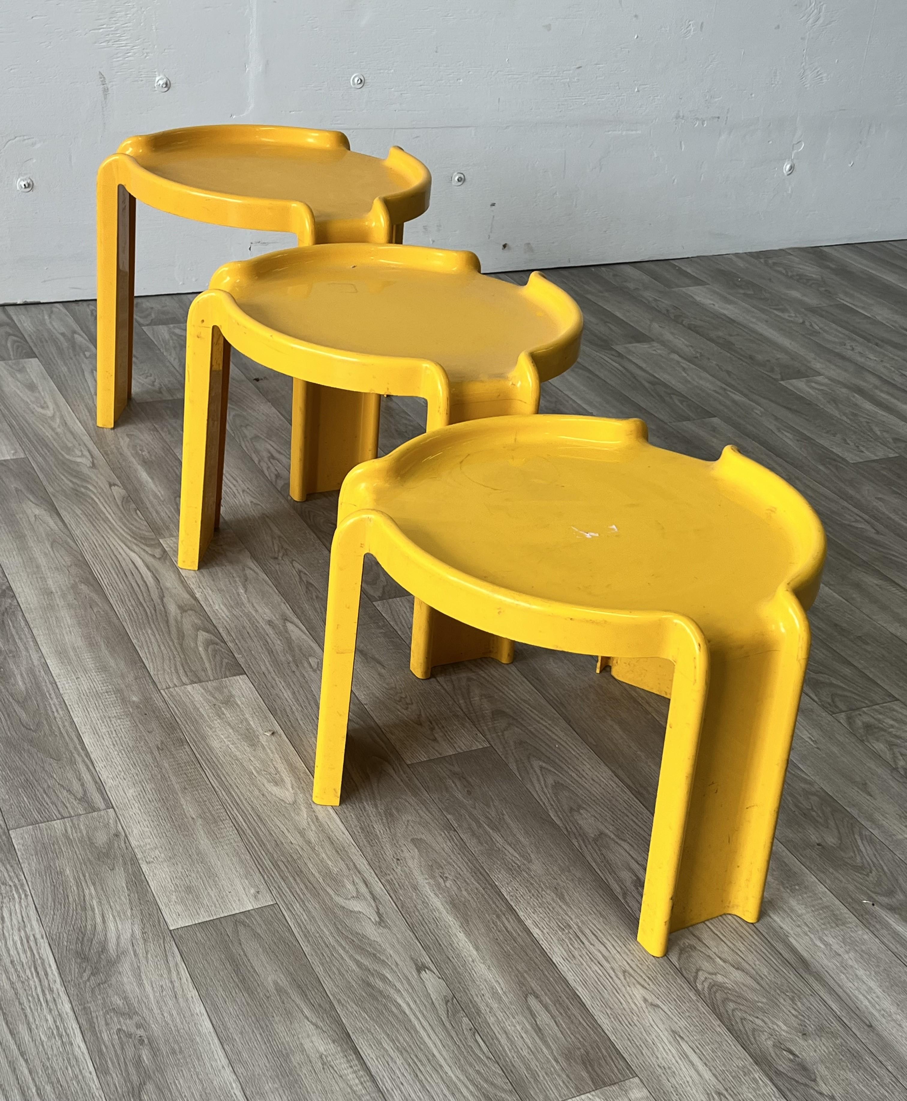 1970s Yellow Kartell Stacking Tables by Giotto Stoppino 3