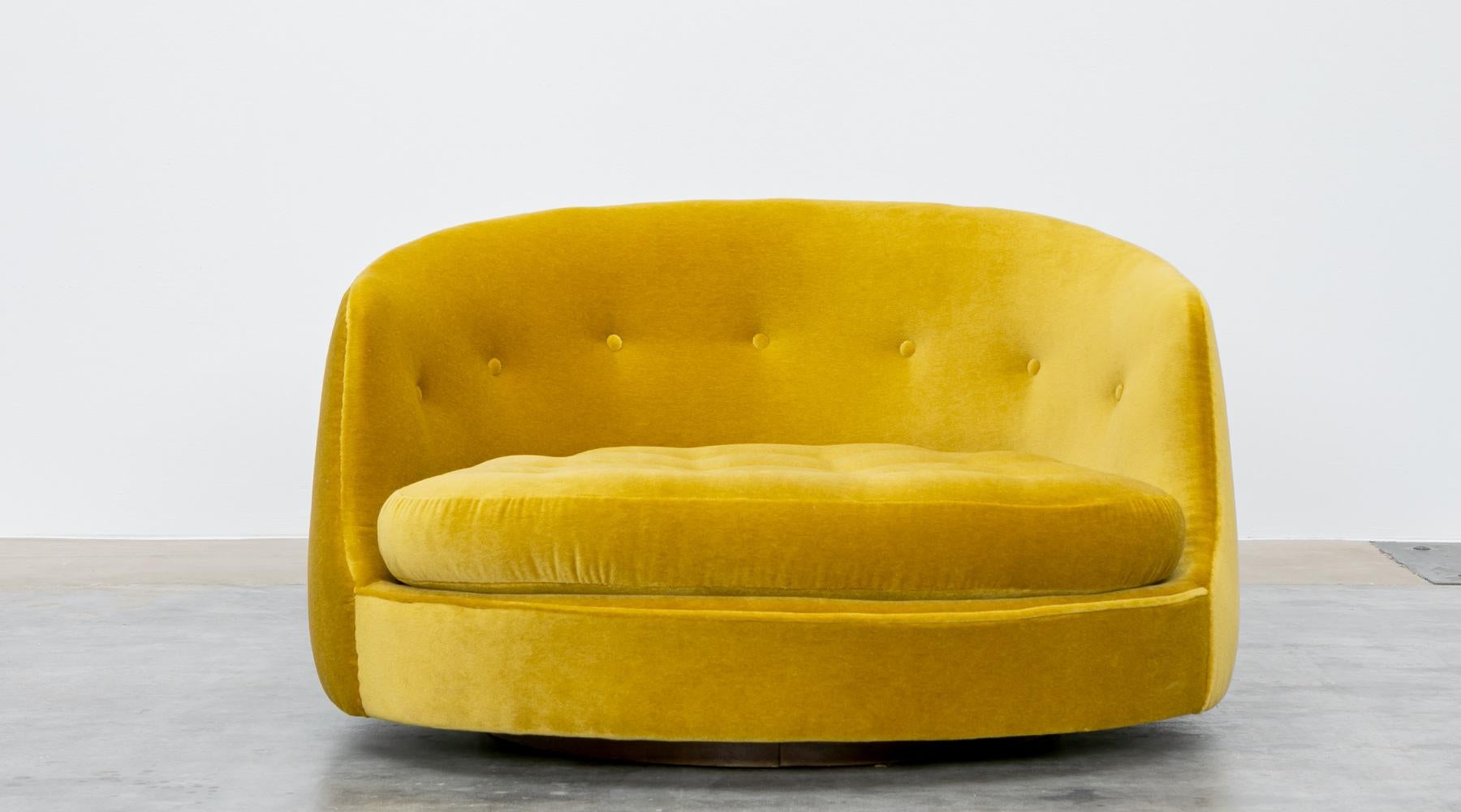 1970s Yellow New Upholstery Pair of Swivel Lounge Chair by Milo Baughman 12