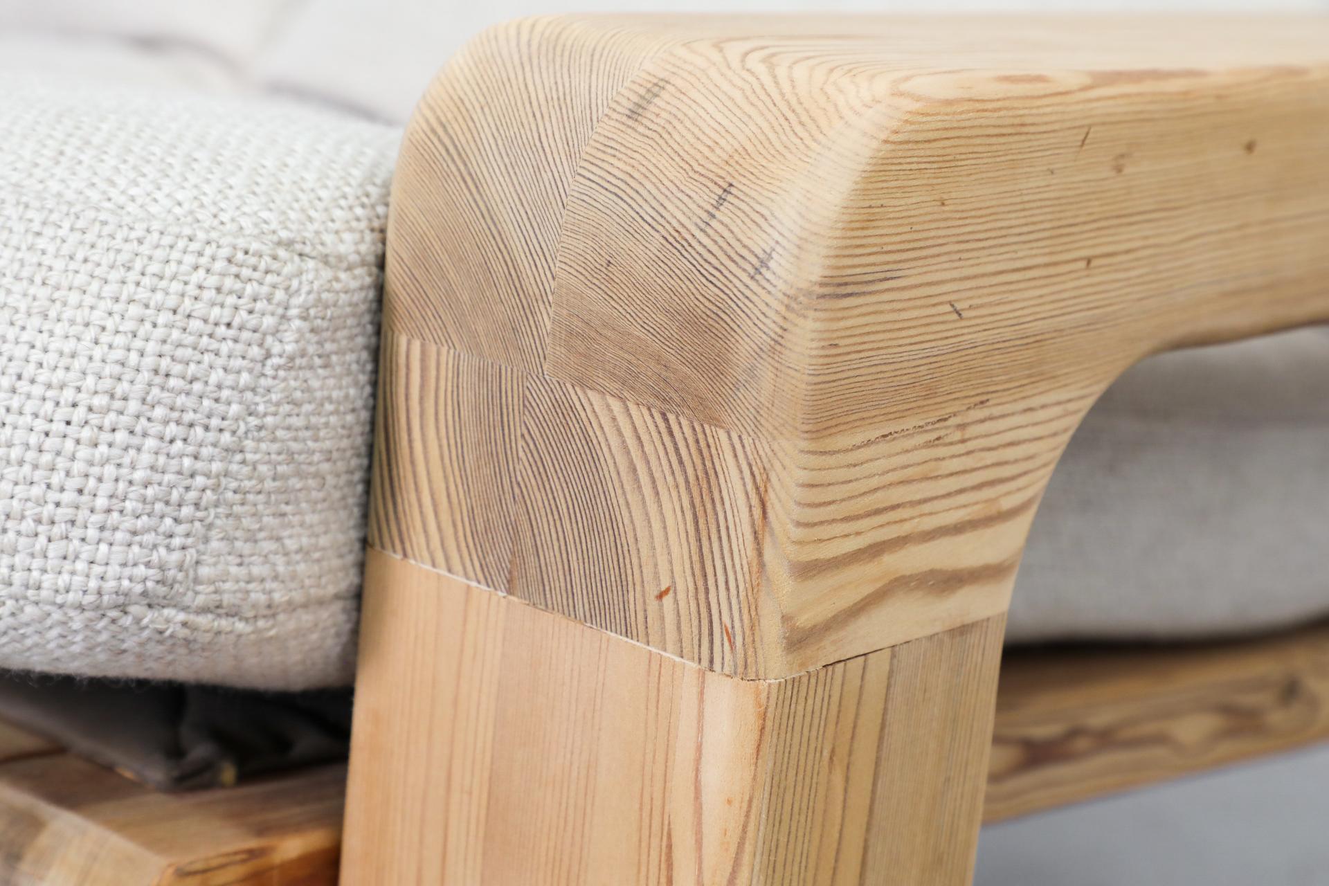 Sofá reclinable de pino gordo estilo Yngve Ekstrom de los años 70 con tapicería blanca en venta 10
