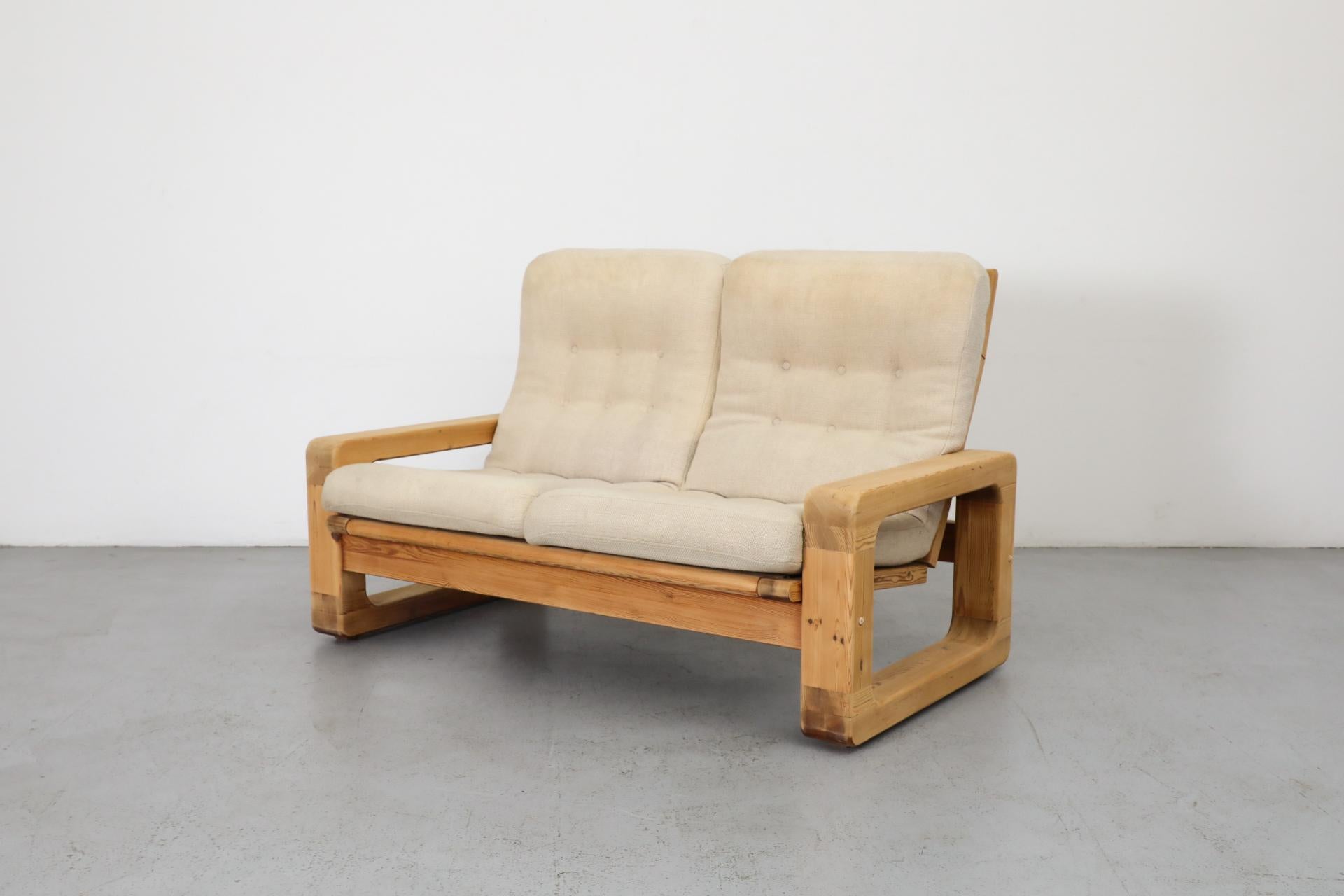 Sofá reclinable de pino gordo estilo Yngve Ekstrom de los años 70 con tapicería blanca Moderno de mediados de siglo en venta