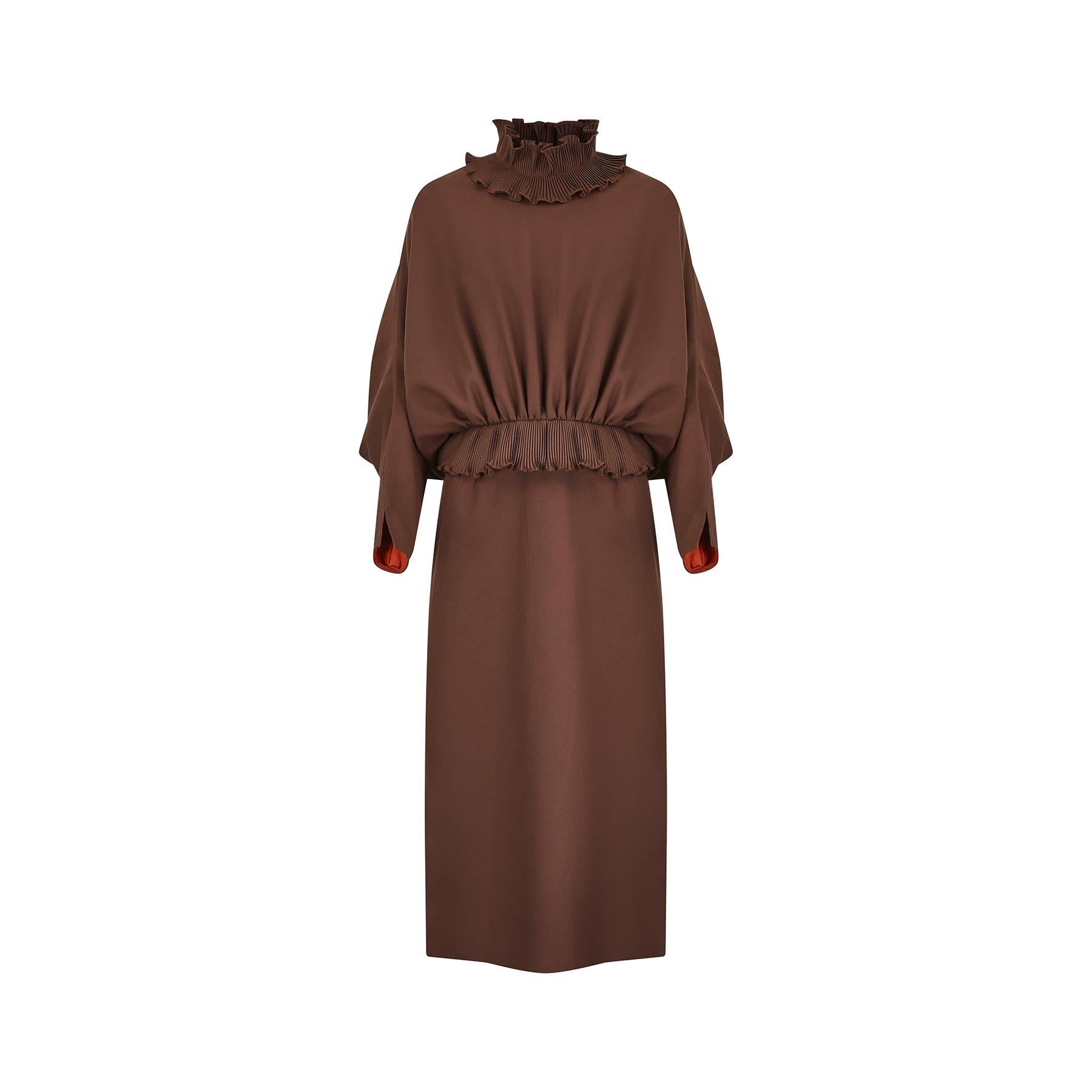 Yuki pour Rembrandt - Robe en jersey marron à manches bouffantes, années 1970 Pour femmes en vente