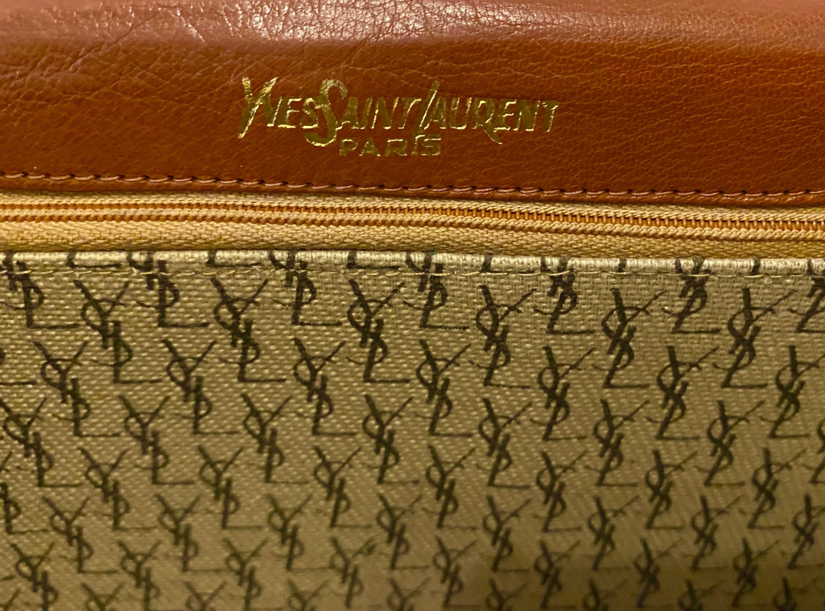 1970 Yves Saint Laurent Pochette Ballets Russes en cuir Boho Color Block Bon état - En vente à London, GB