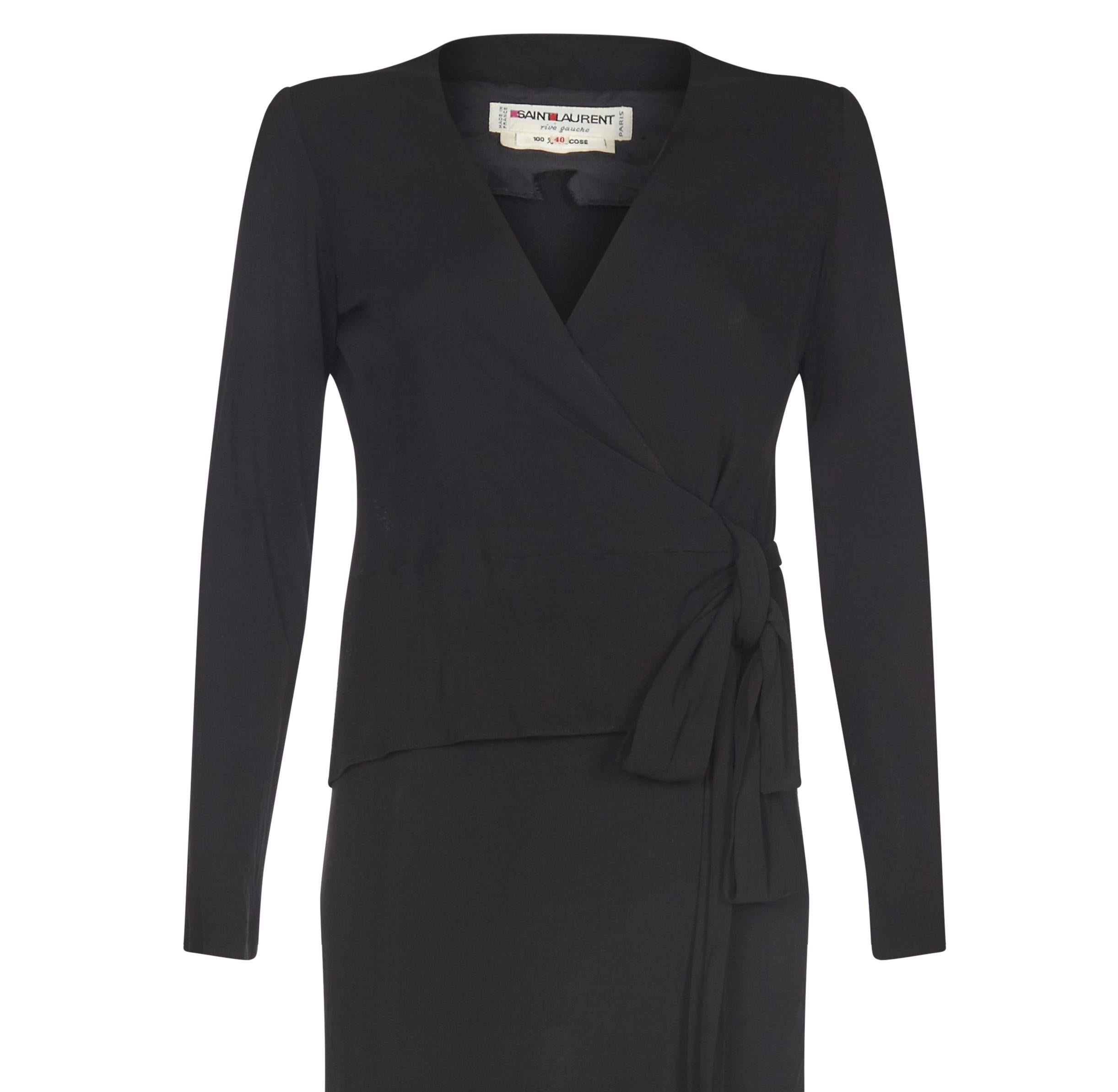 1970s Yves Saint Laurent Le Smoking Black Silk Jersey Suit In Excellent Condition For Sale In London, GB