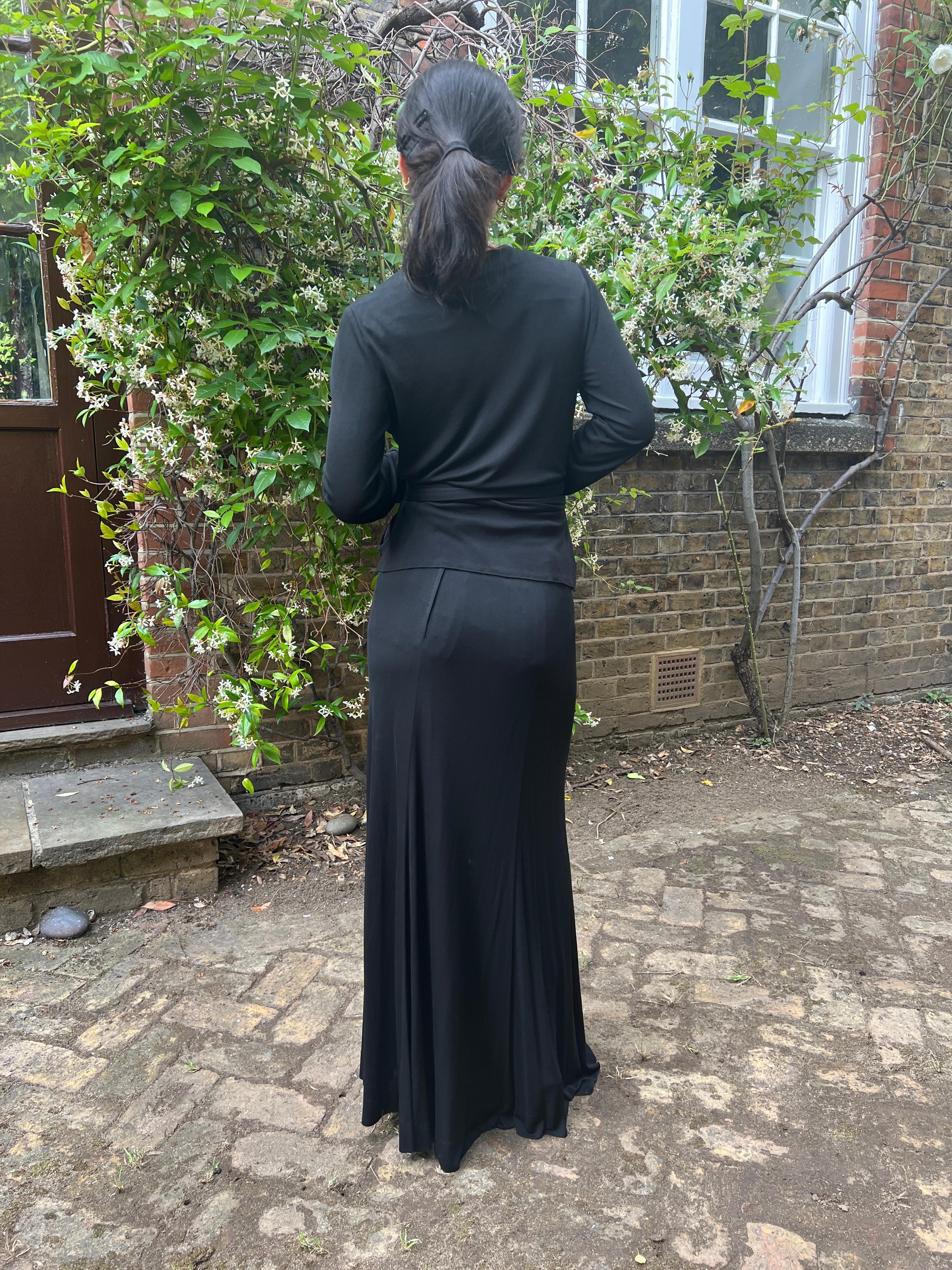 1970s Yves Saint Laurent Le Smoking Black Silk Jersey Suit For Sale 4