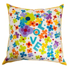 Yves Saint Laurent Pañuelo de seda LOVE Almohada personalizada