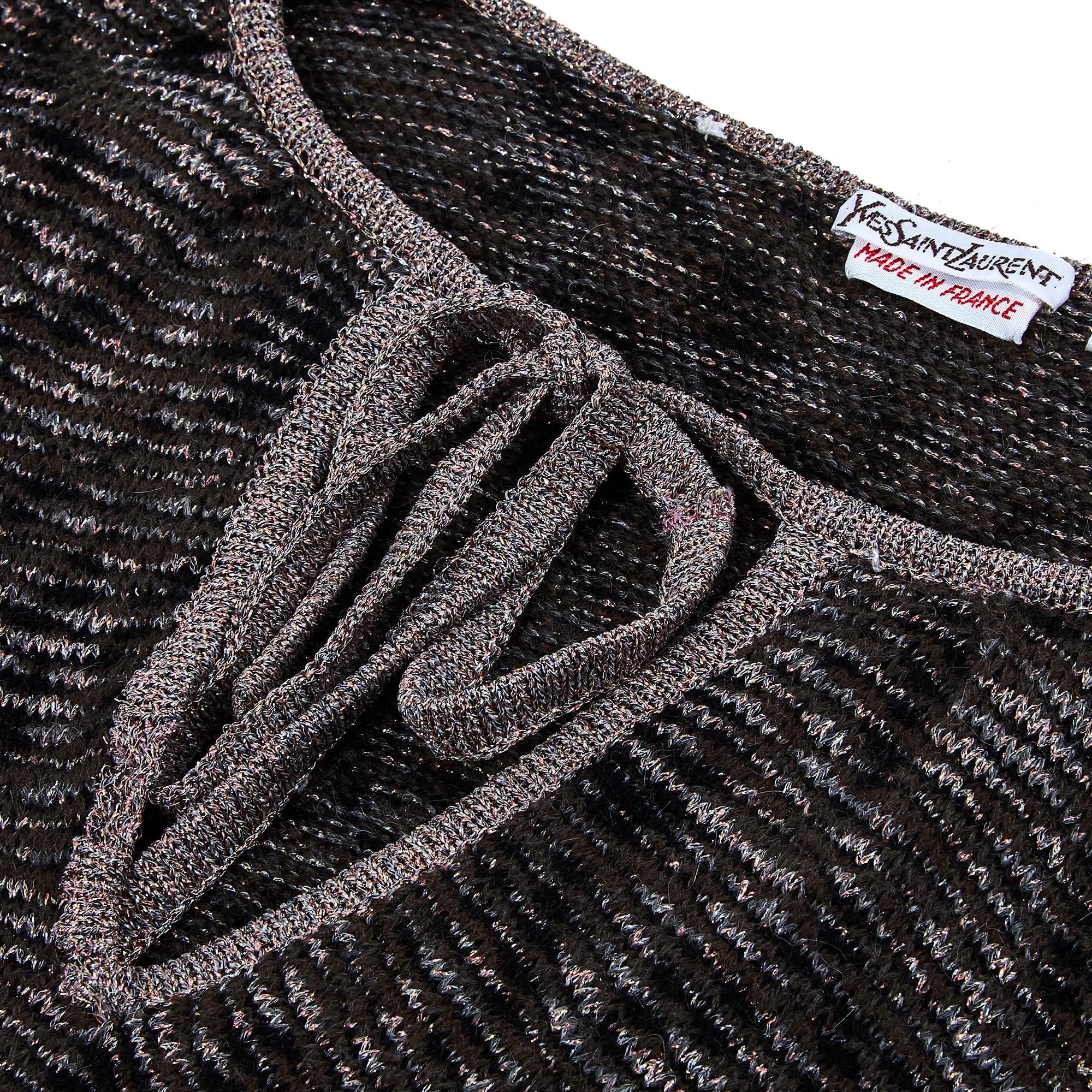 Yves Saint Laurent Metallic gestrickter Pullover aus den 1970er Jahren im Zustand „Hervorragend“ im Angebot in London, GB