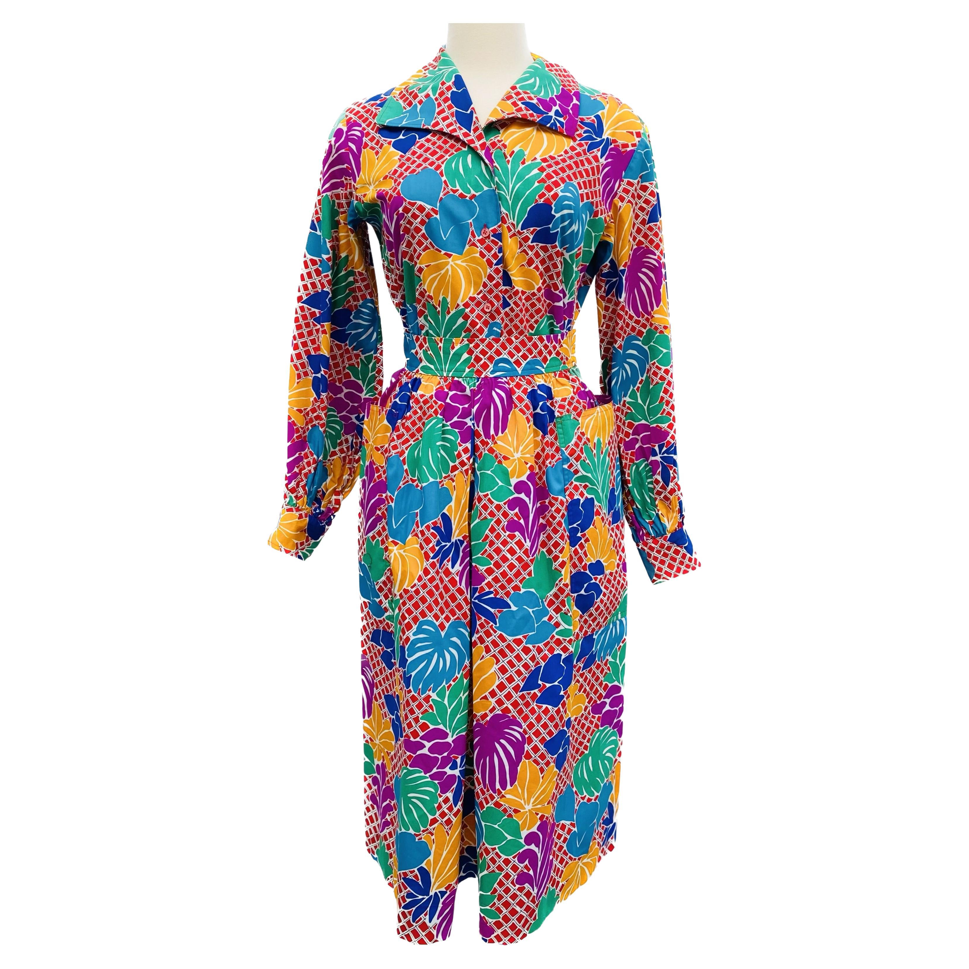 Yves Saint Laurent - Ensemble jupe et chemise en coton à fleurs pop art, années 1970 en vente