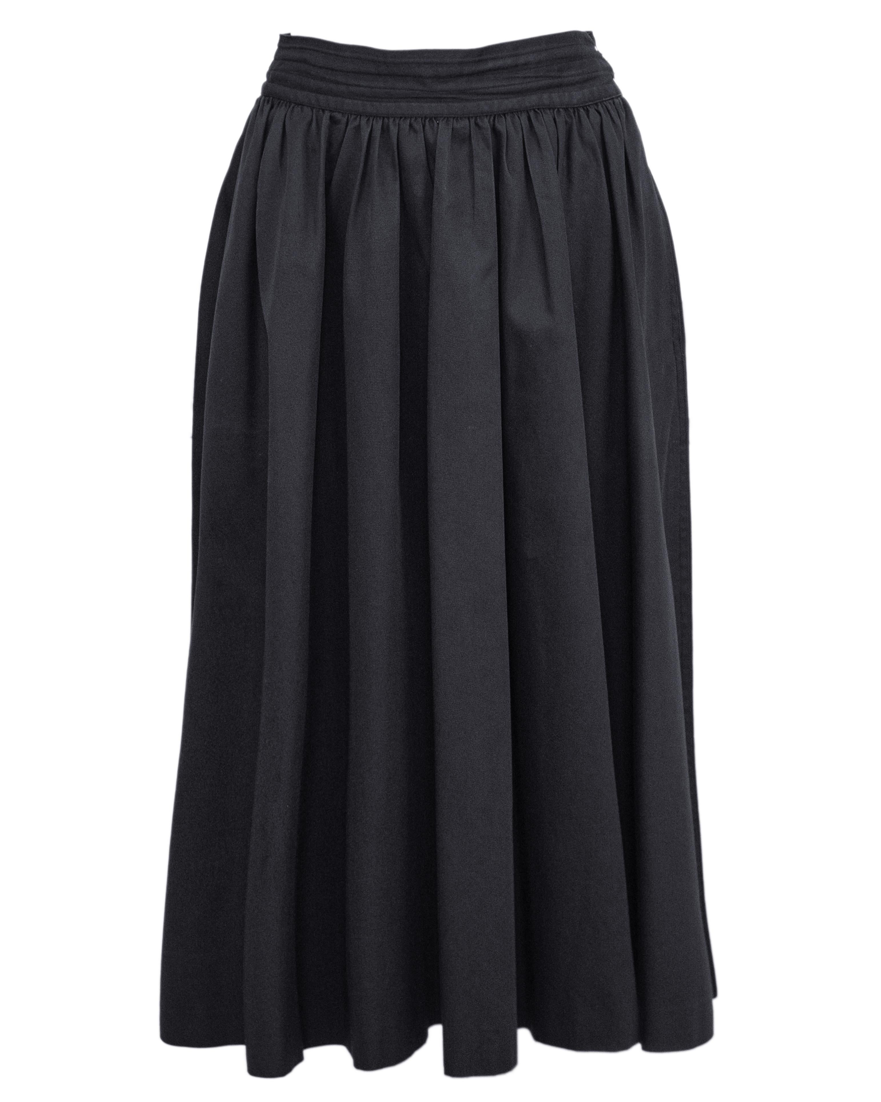 Giacca e gonna in cotone nero di Yves Saint Laurent/YSL degli anni '70 in vendita 1