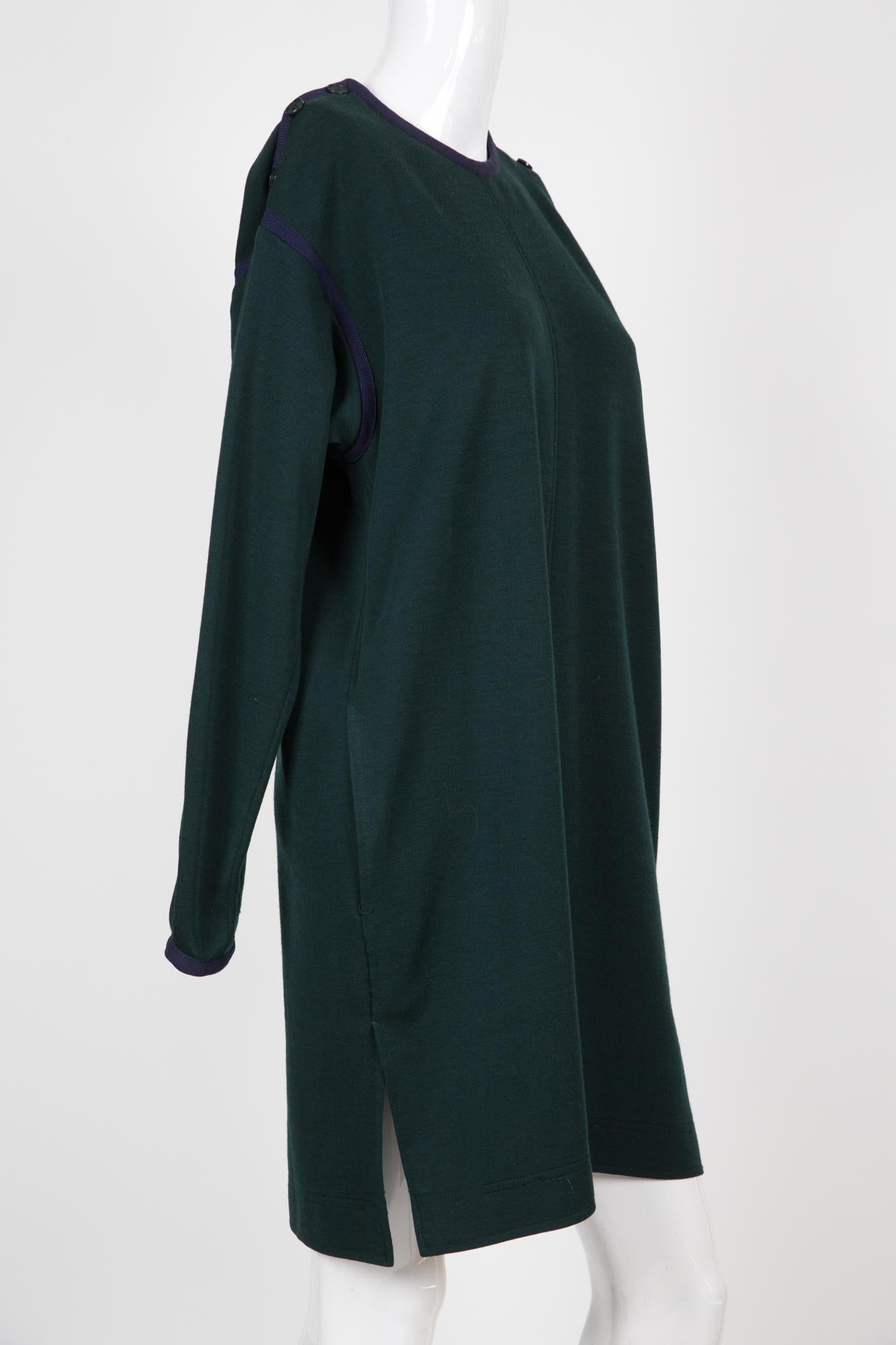 1970s Yves Saint Laurent YSL Green Wool Dress In Good Condition For Sale In Paris, FR