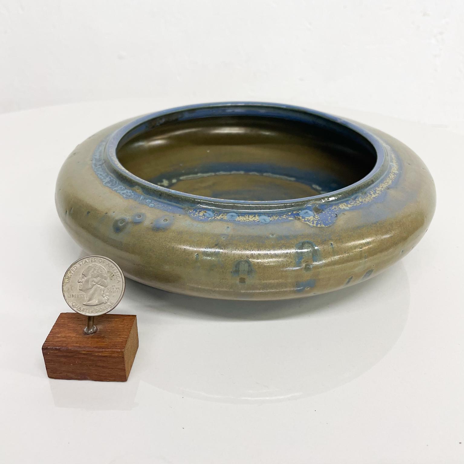 1970s Zanesville Pottery Modern Art Small Bowl Speckled Blue Tie Dye Ohio For Sale 2