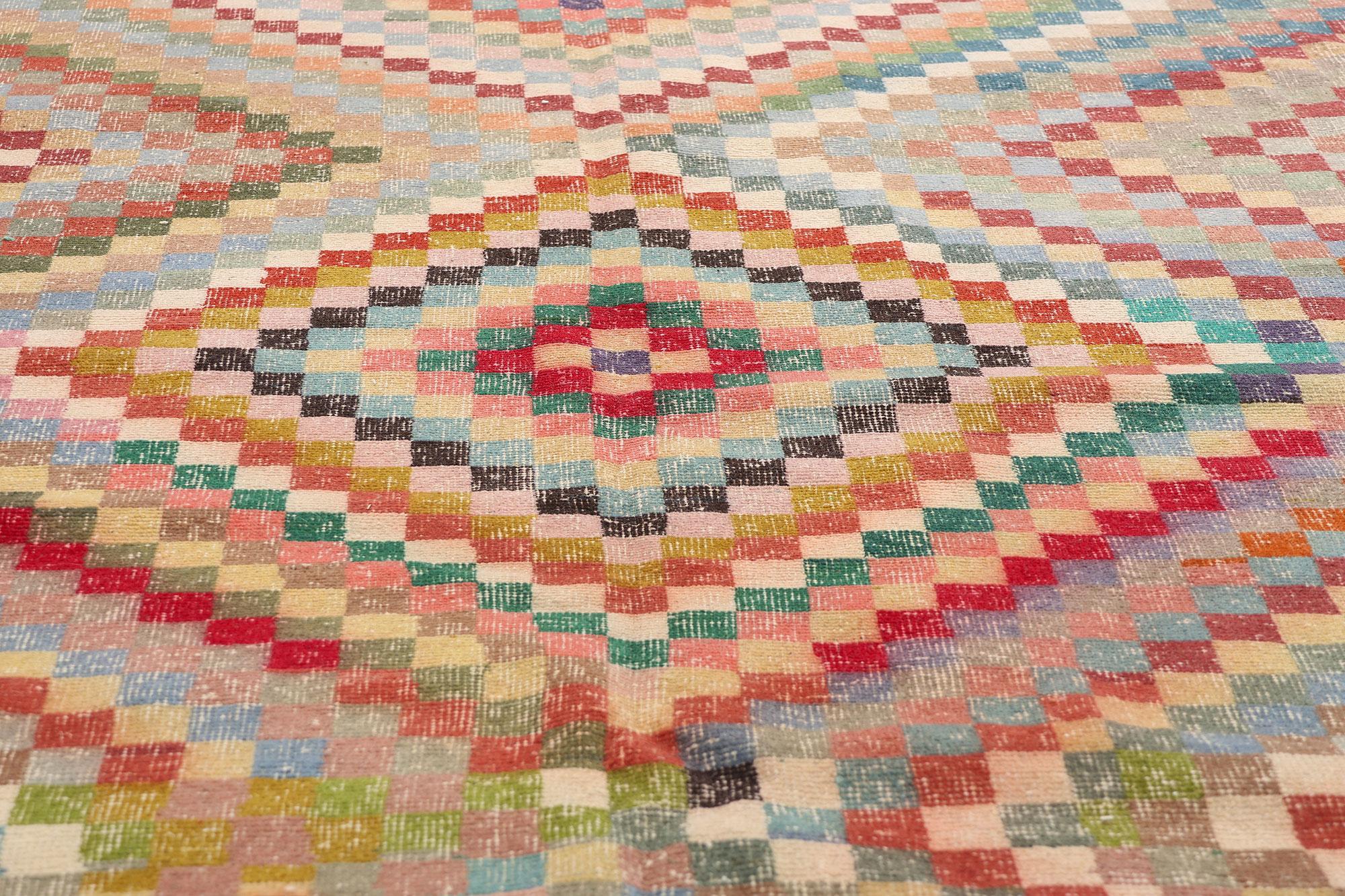 1970's Zeki Muren Türkischer Sivas Teppich mit Modernität im Zustand „Starke Gebrauchsspuren“ im Angebot in Dallas, TX