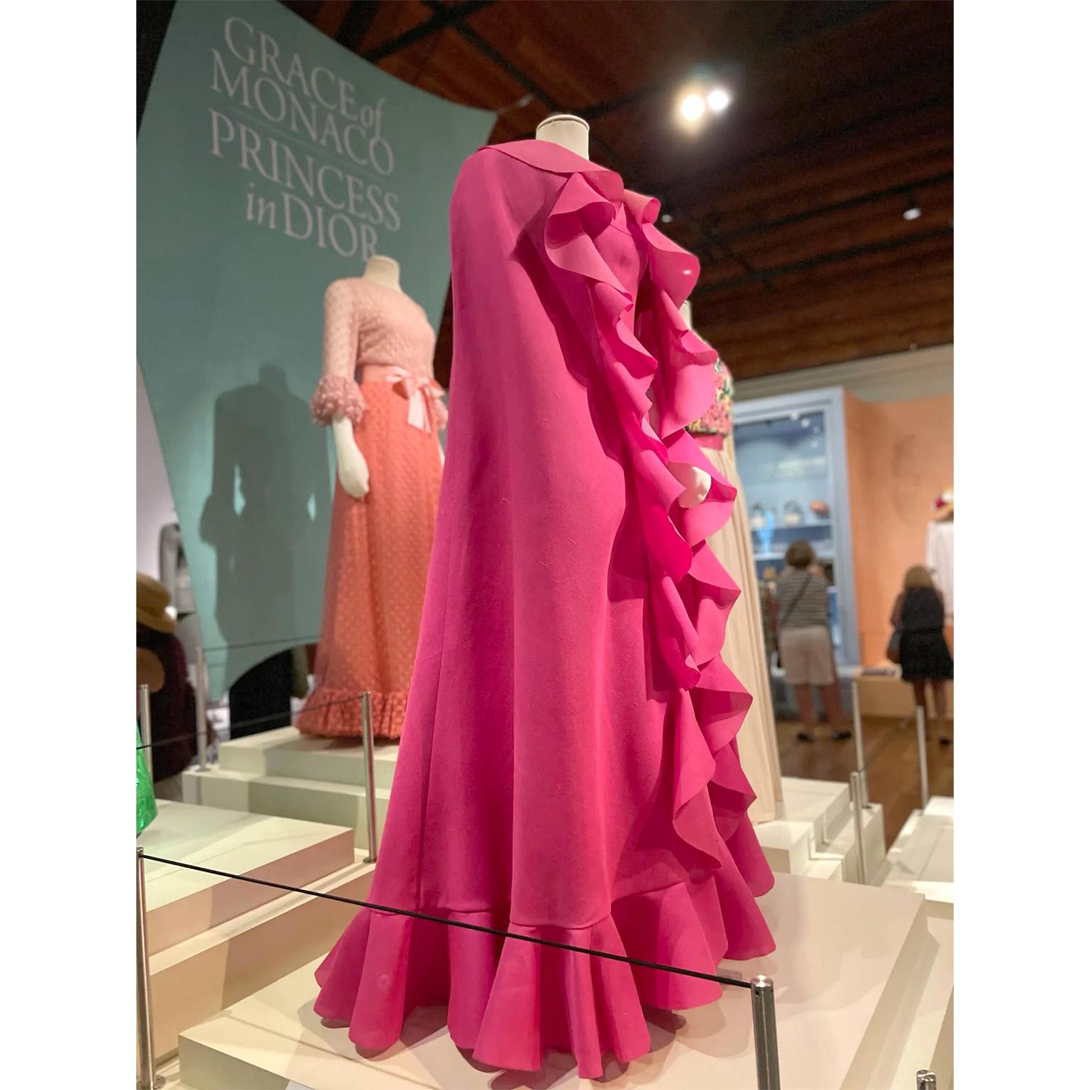 1971 Christian Dior Haute Couture Pink Ruffled Runway Evening Dress Grace Kelly  For Sale 11