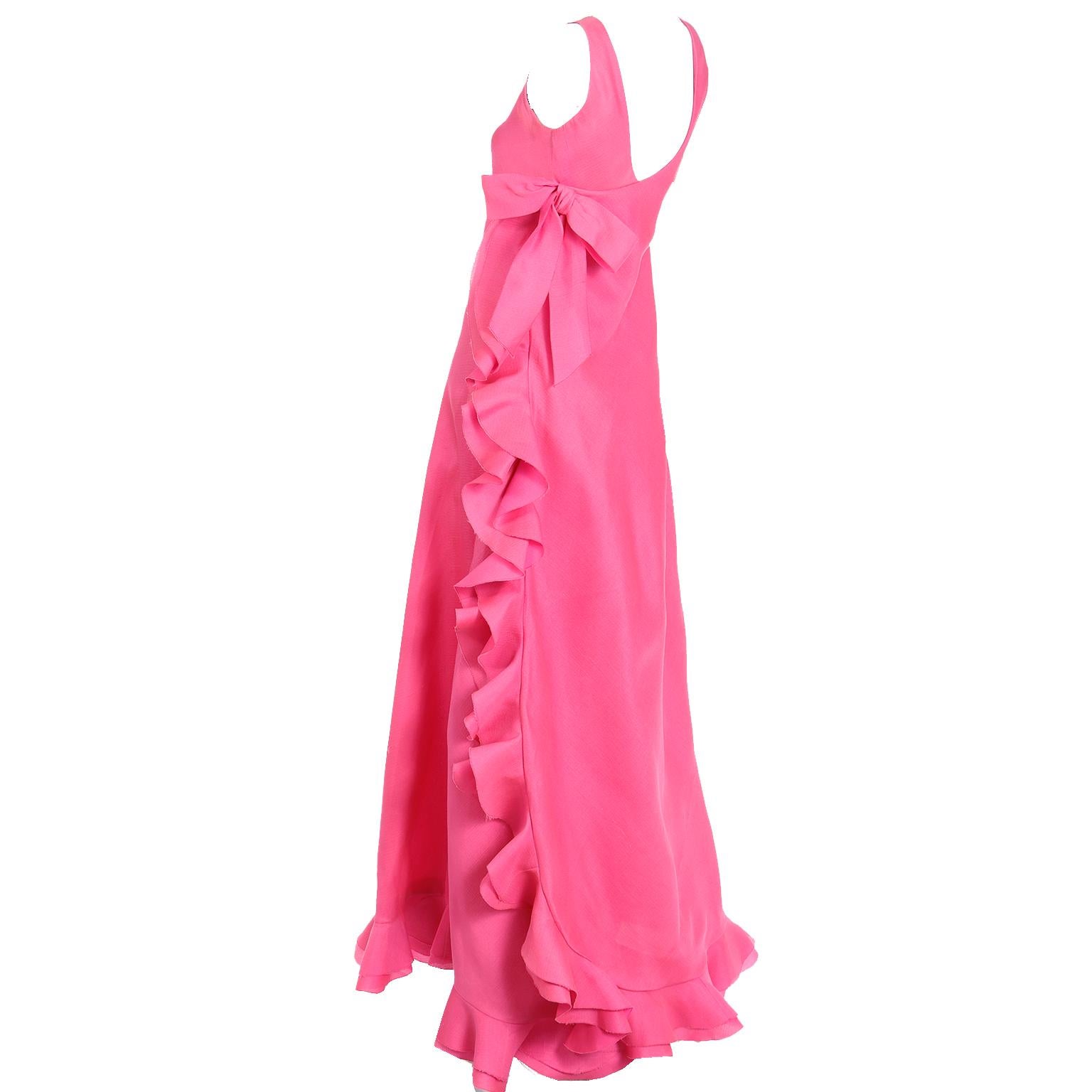 Robe de soirée Grace Kelly de Christian Dior Haute Couture rose à volants, 1971  en vente