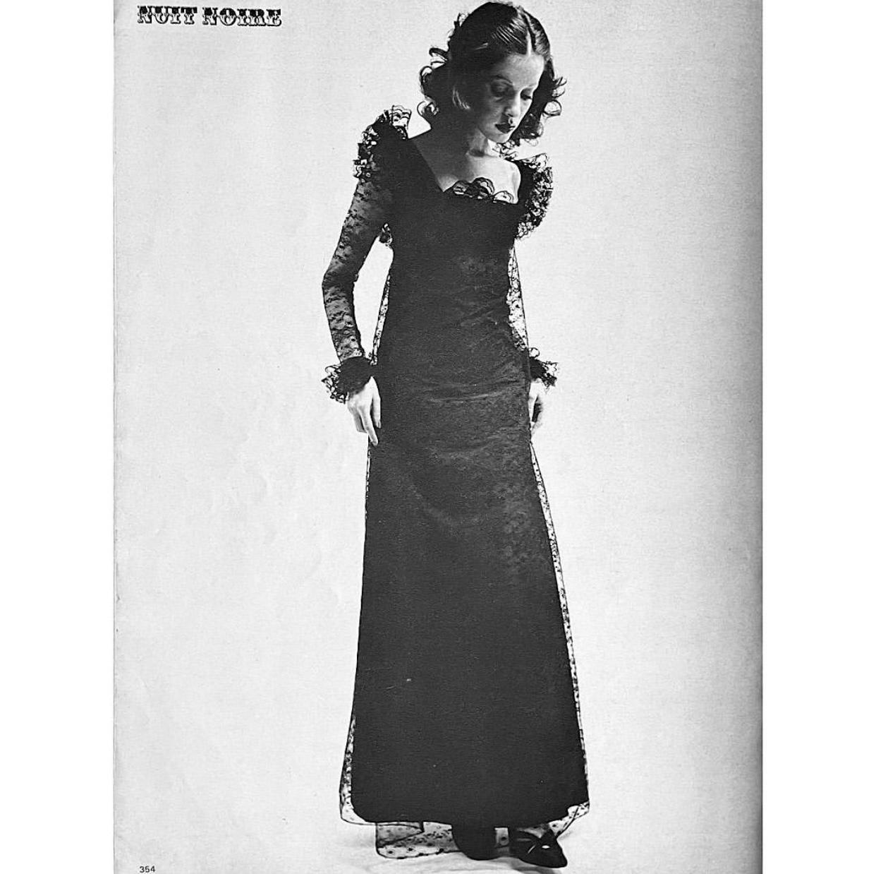 1971 Documentado Vestido de encaje negro de alta costura Madame Gres en venta 3