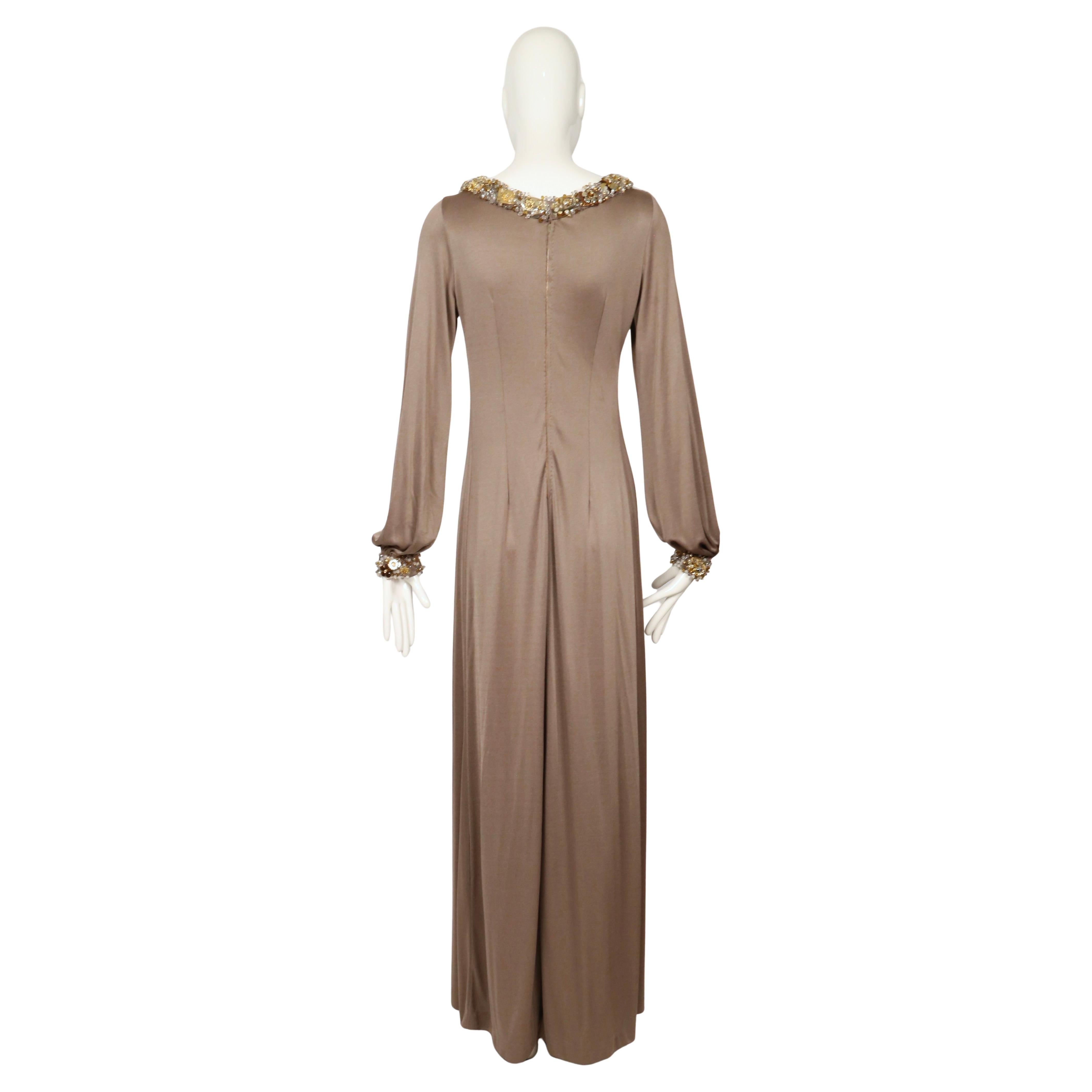 1971 LORIS AZZARO Kleid mit Perlenstickerei im Angebot 4