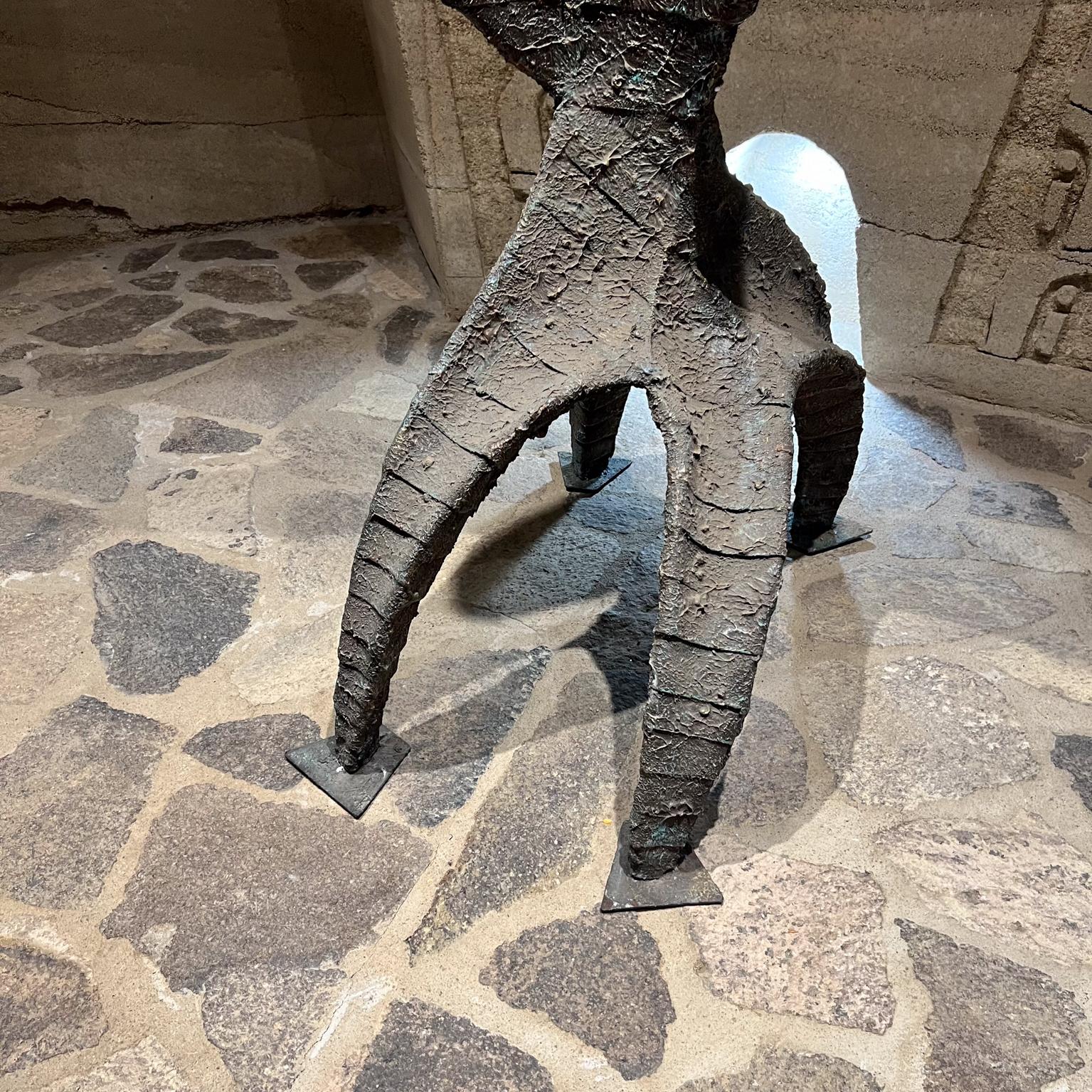 Americano 1971 Monumentale scultura astratta brutalista in metallo in vendita