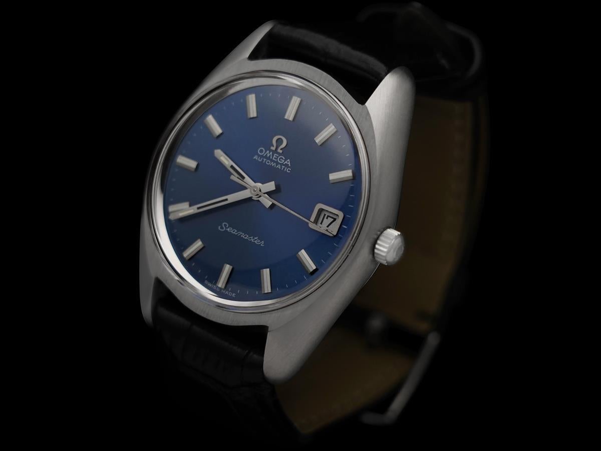 1971 Omega Seamaster Mens Vintage Watch with Automatic Cal. 565 Movement In Excellent Condition For Sale In Suwanee, GA